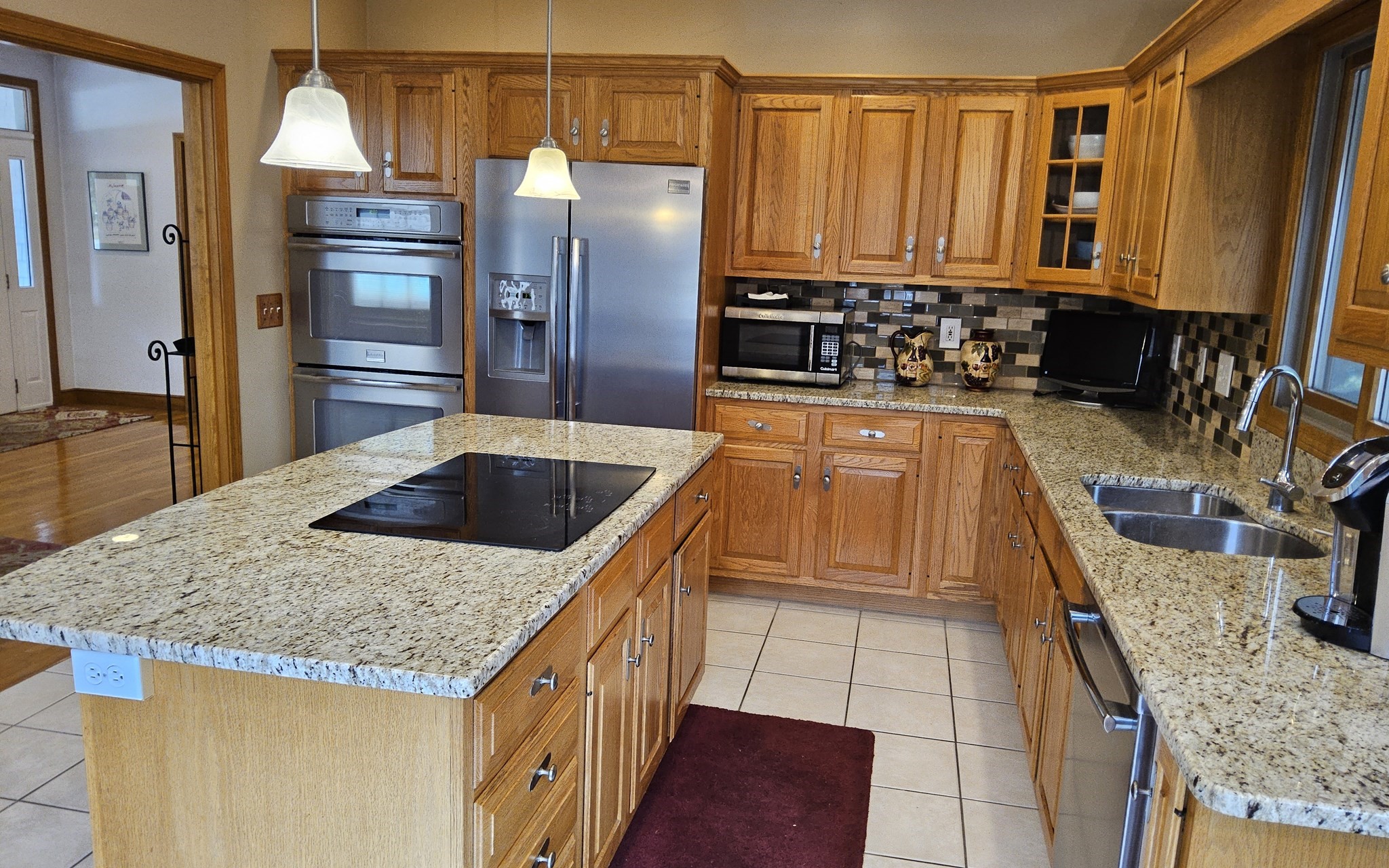 63 Pleasant St Property Photo 11
