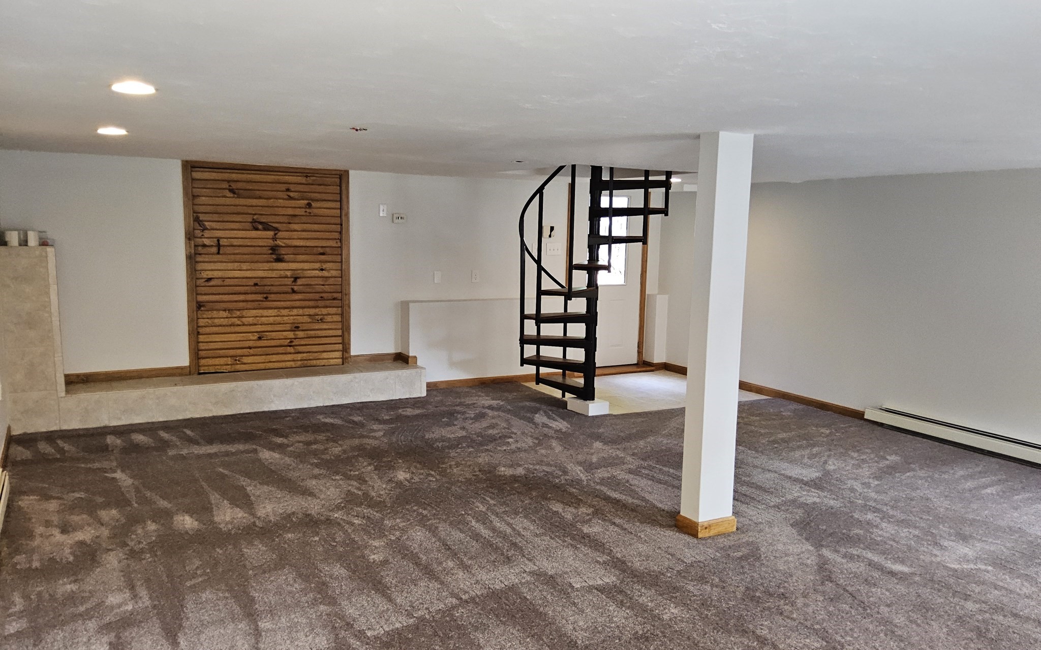63 Pleasant St Property Photo 26
