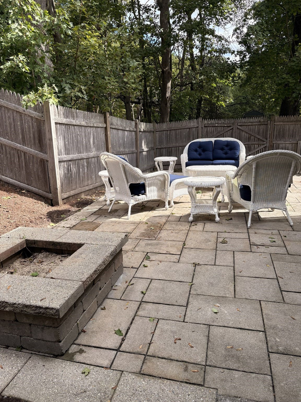 63 Pleasant St Property Photo 32