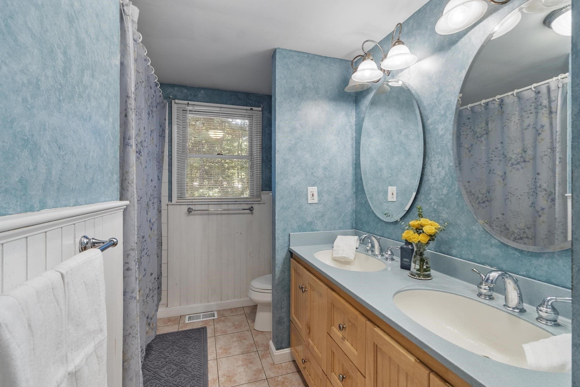 405 Salem Street Property Photo 16