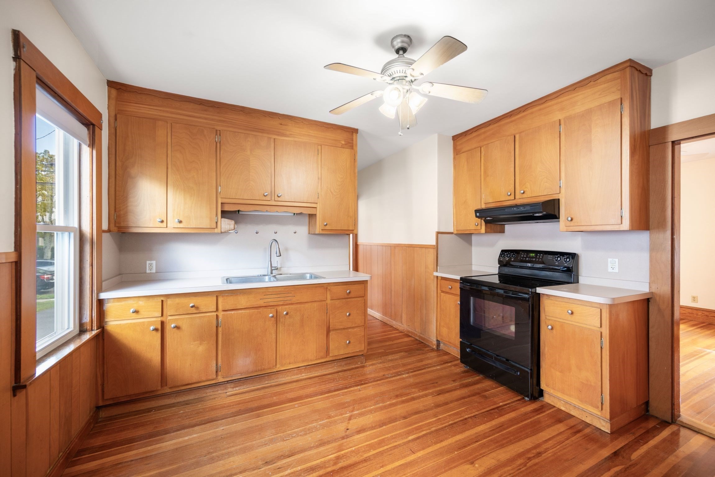 39-41 Thorndike St # 39 Property Photo 2