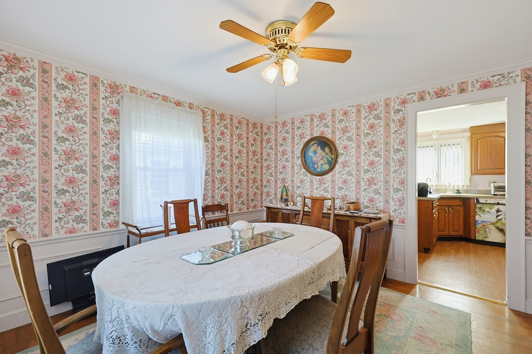 37 Harvard Street Property Photo 8