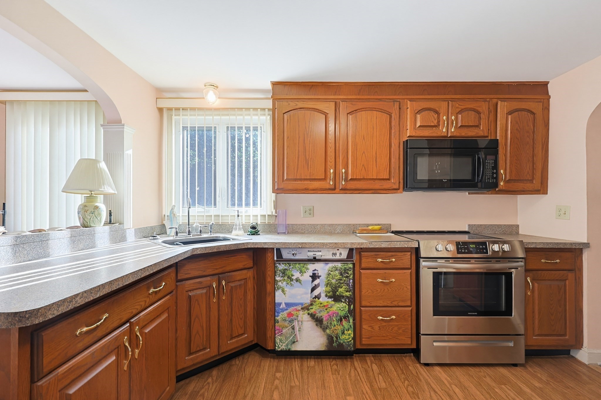 37 Harvard Street Property Photo 13