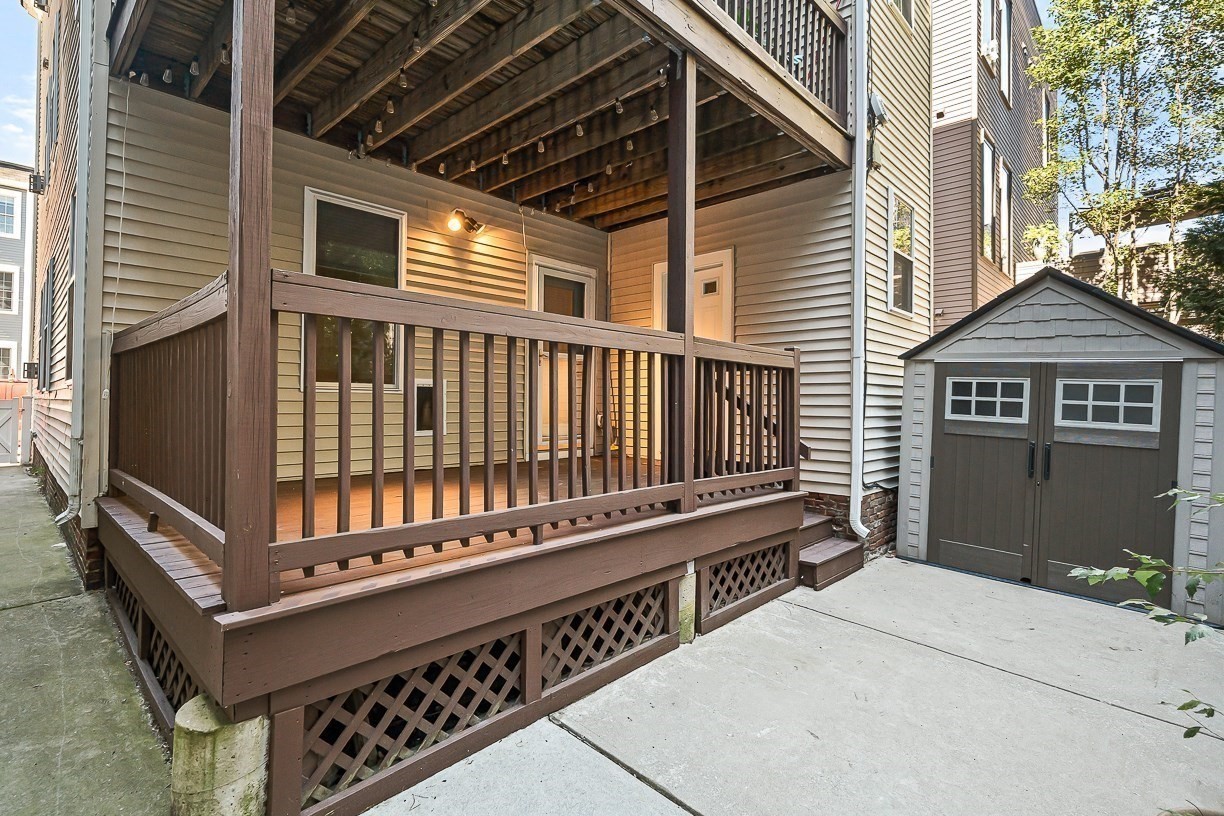 12 I St # 1 Property Photo 16
