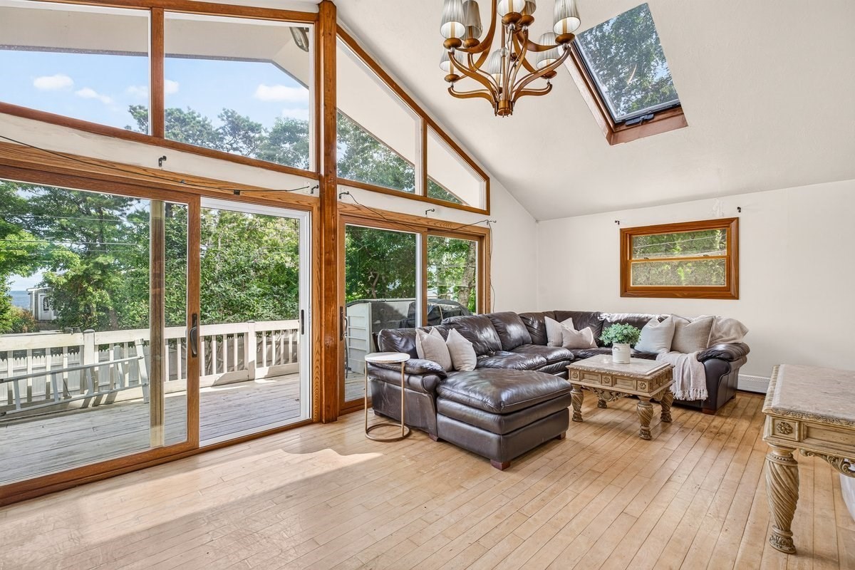 93 Shore Drive Property Photo 3