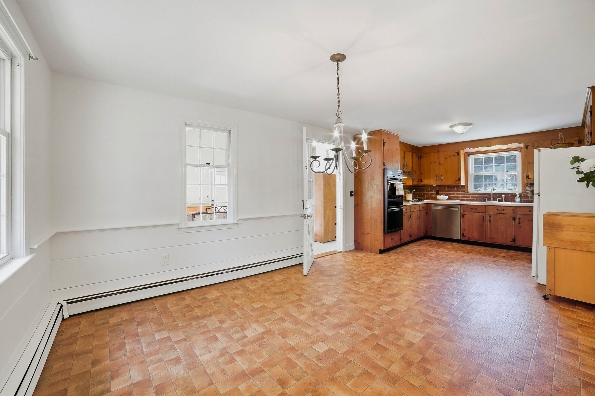 407 Stow Rd Property Photo 9