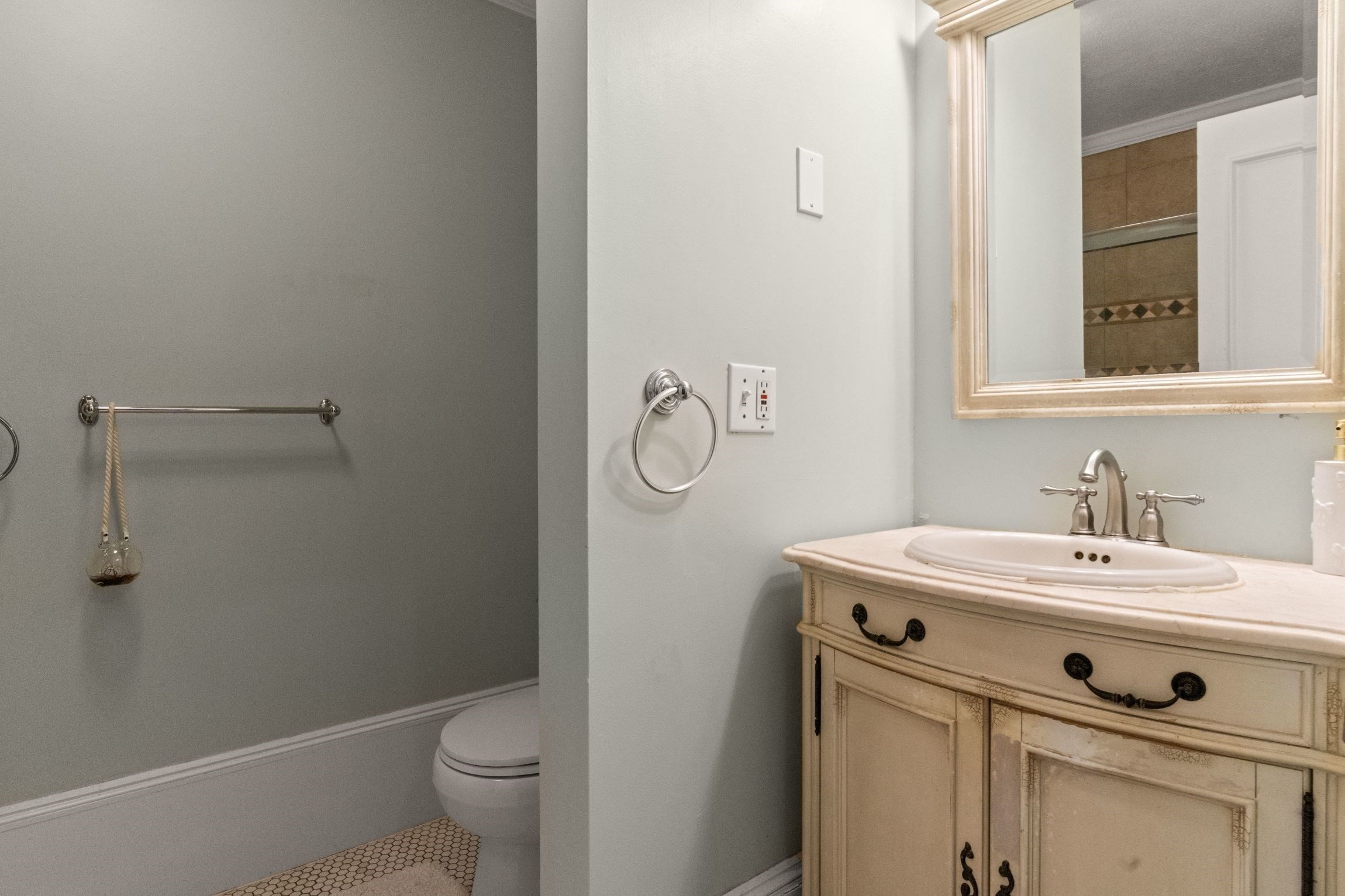 530 Massachusetts Ave # 1a Property Photo 22