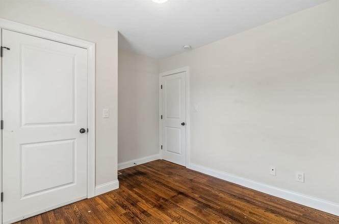 183 Whitwell St Property Photo 11