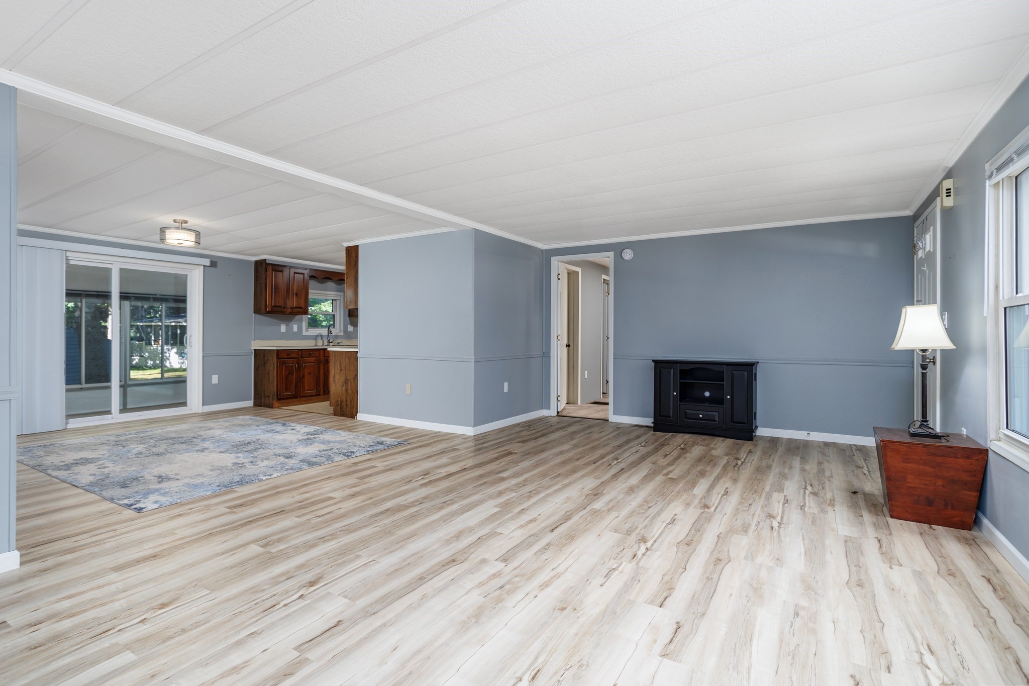 5 Hickory Property Photo 3
