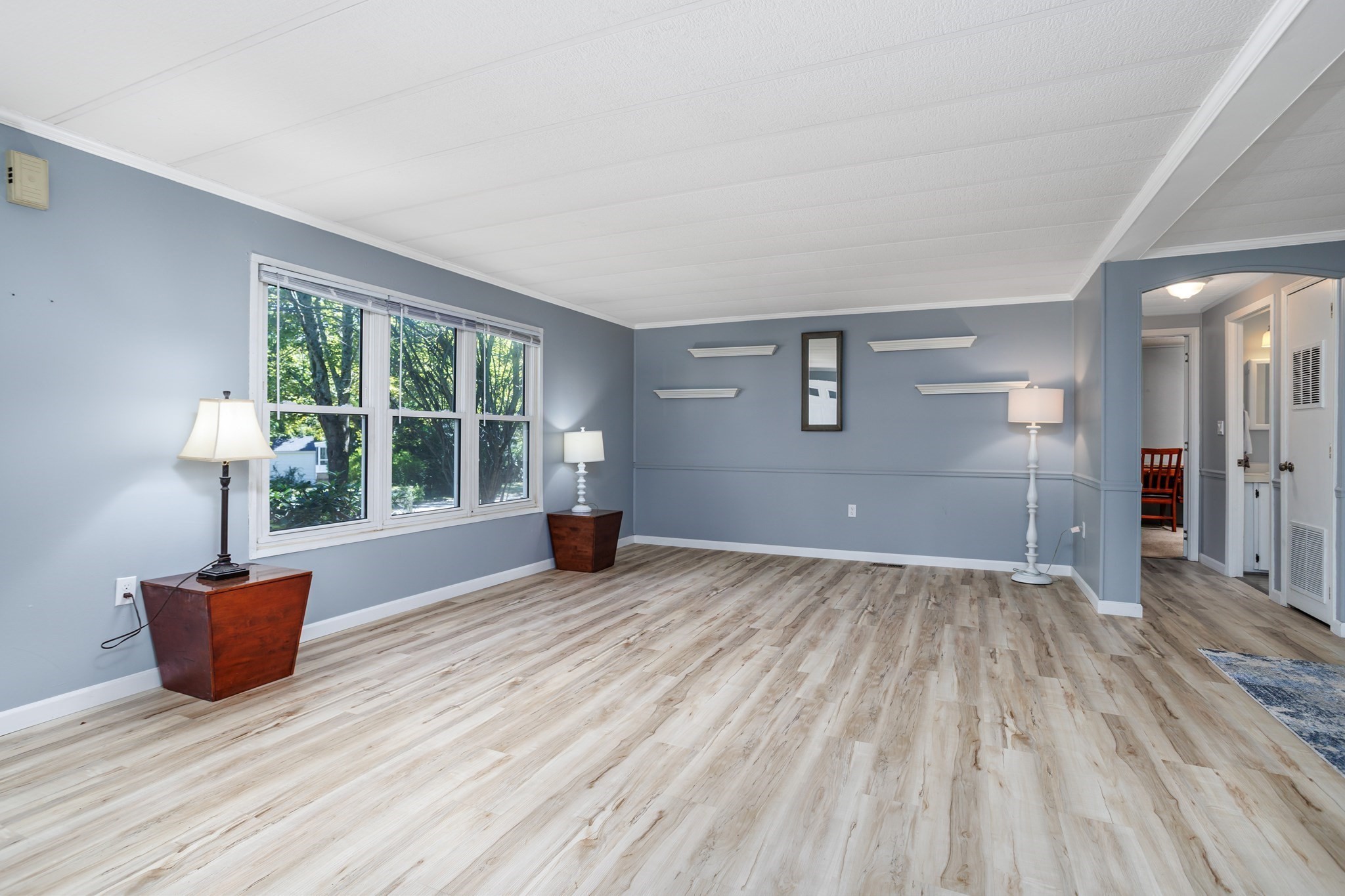 5 Hickory Property Photo 4