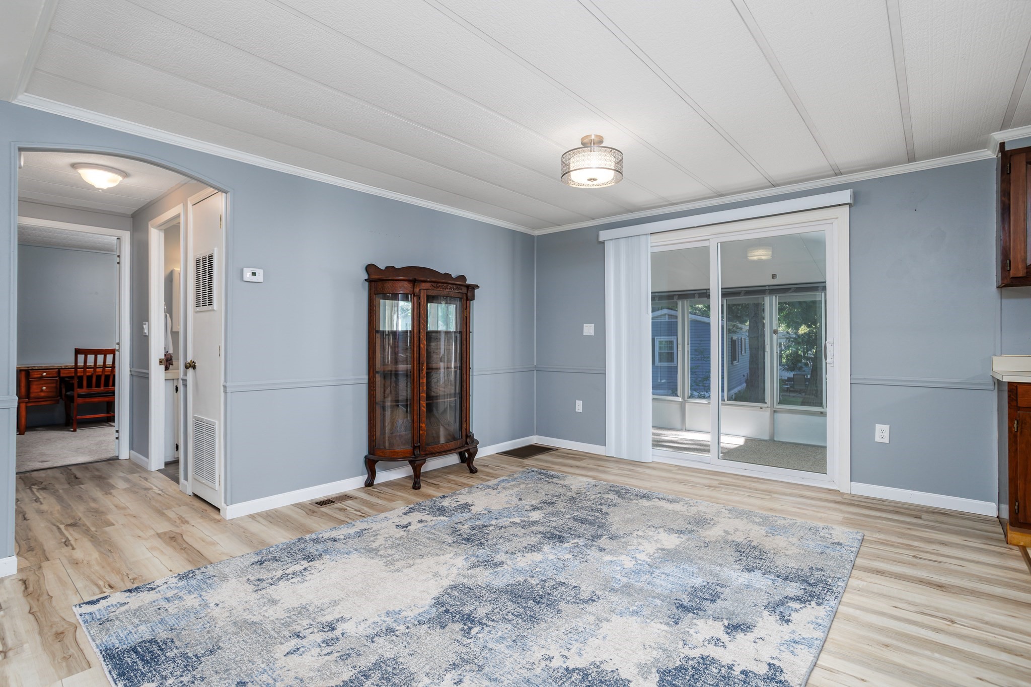 5 Hickory Property Photo 8