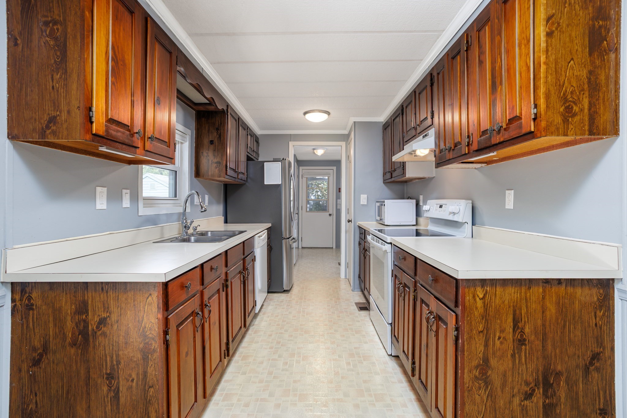 5 Hickory Property Photo 11