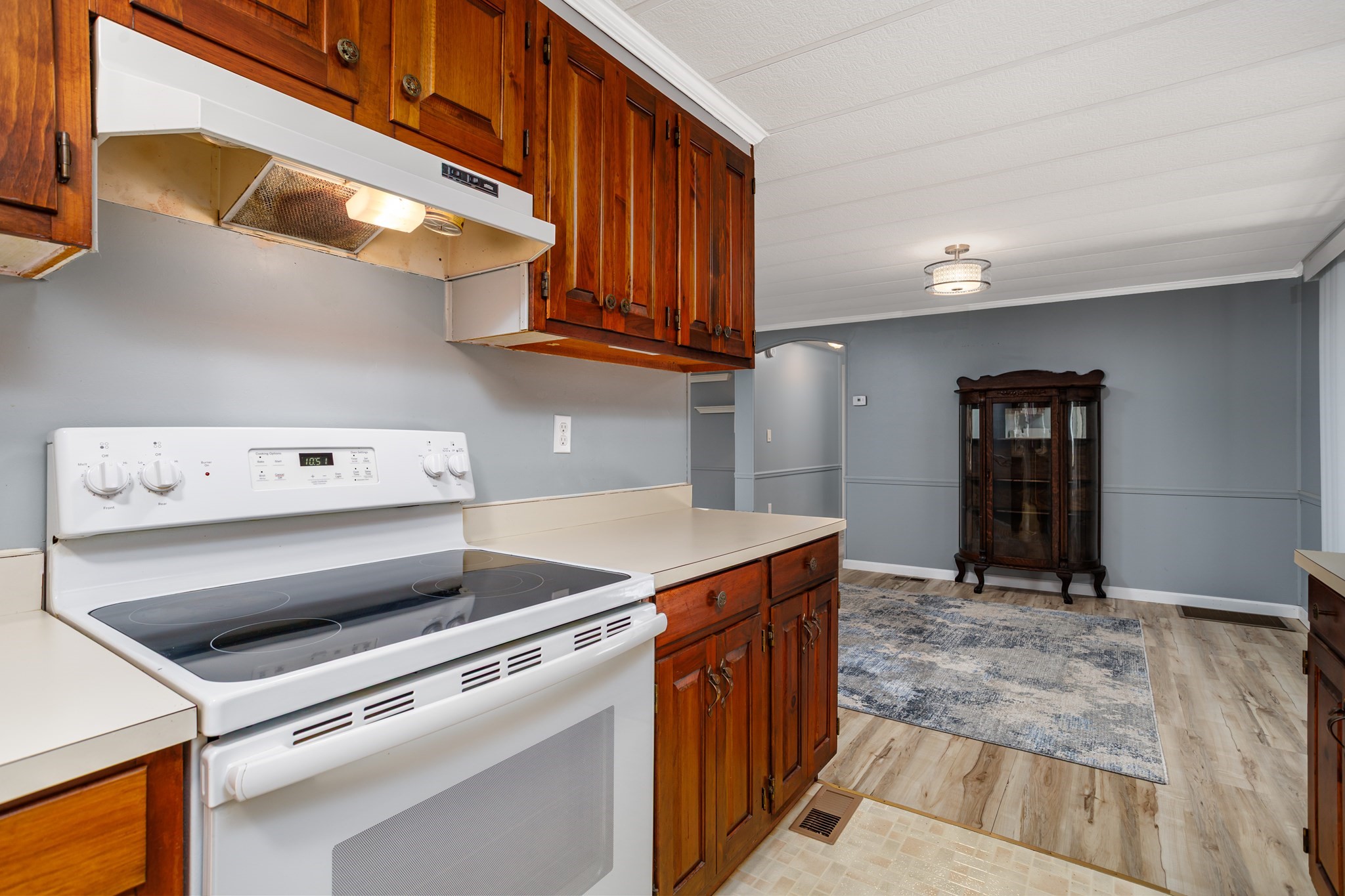 5 Hickory Property Photo 14