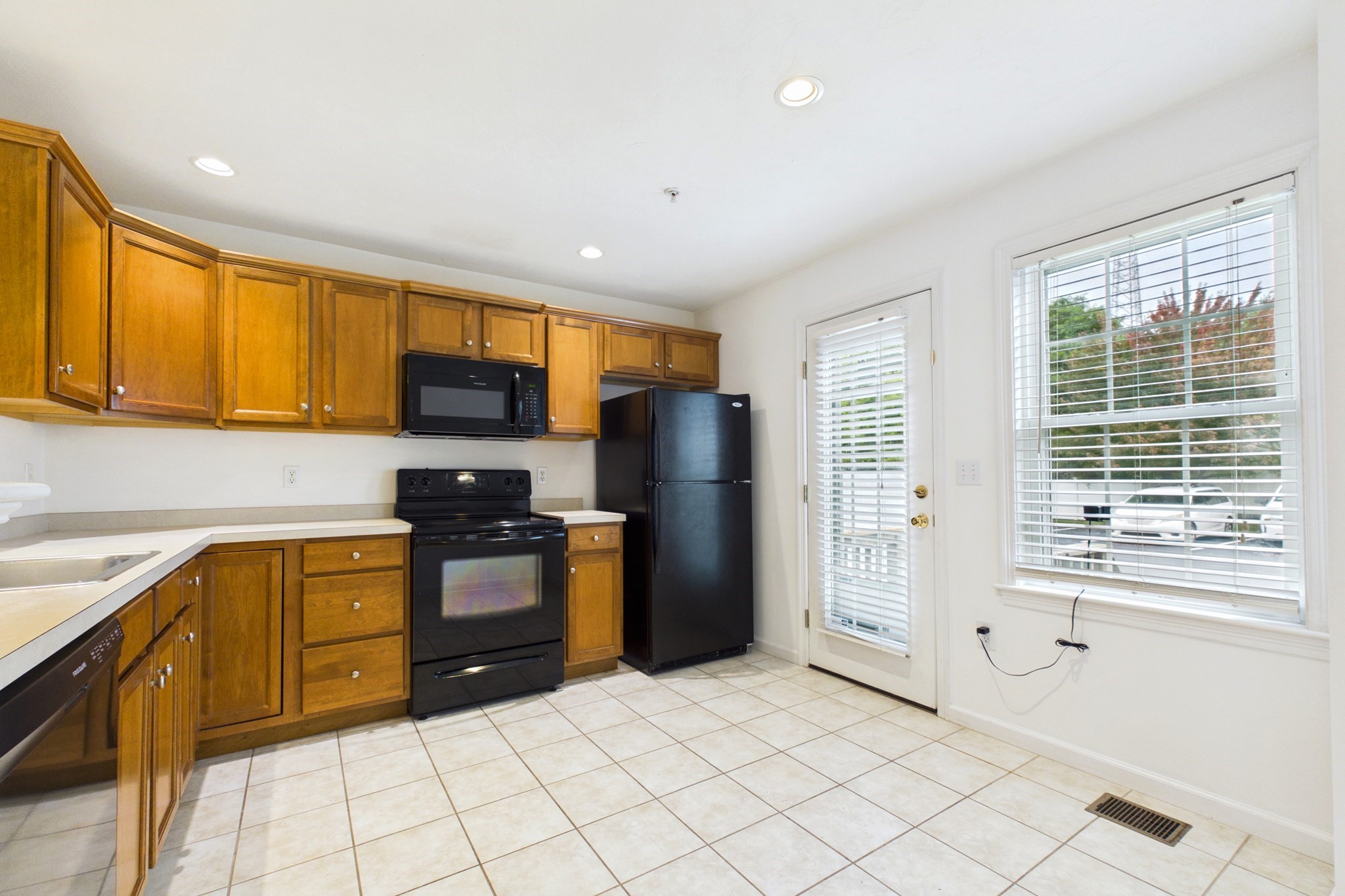 115 Boxberry Ln # 115 Property Photo 16
