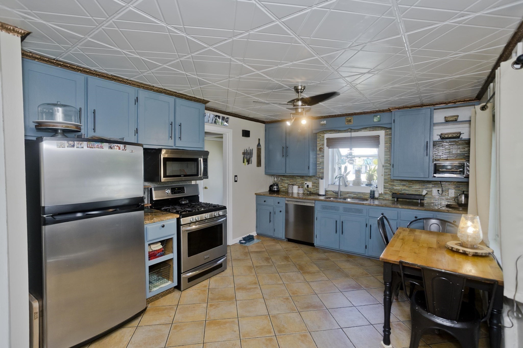 65 Beauchamp Terr. Property Photo 3