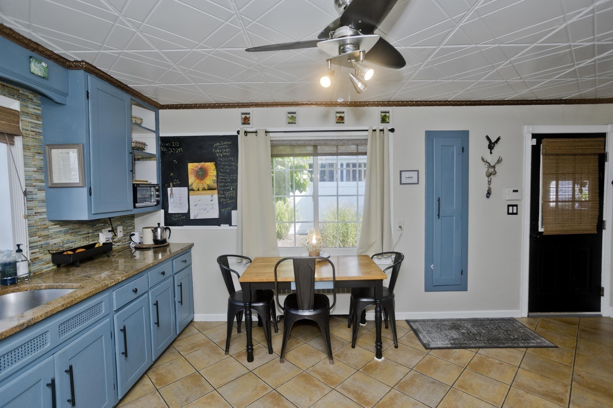 65 Beauchamp Terr. Property Photo 4