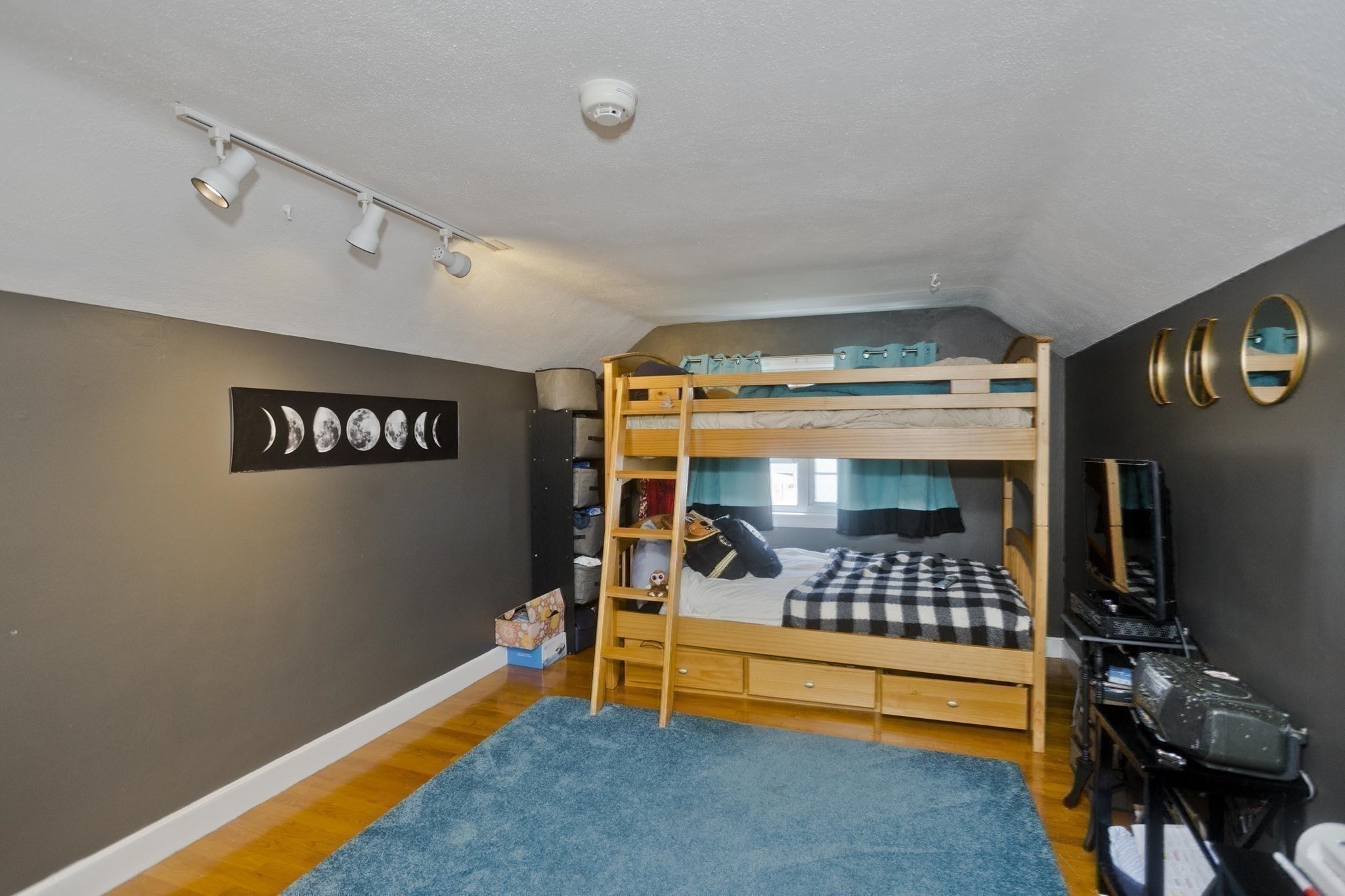 65 Beauchamp Terr. Property Photo 18