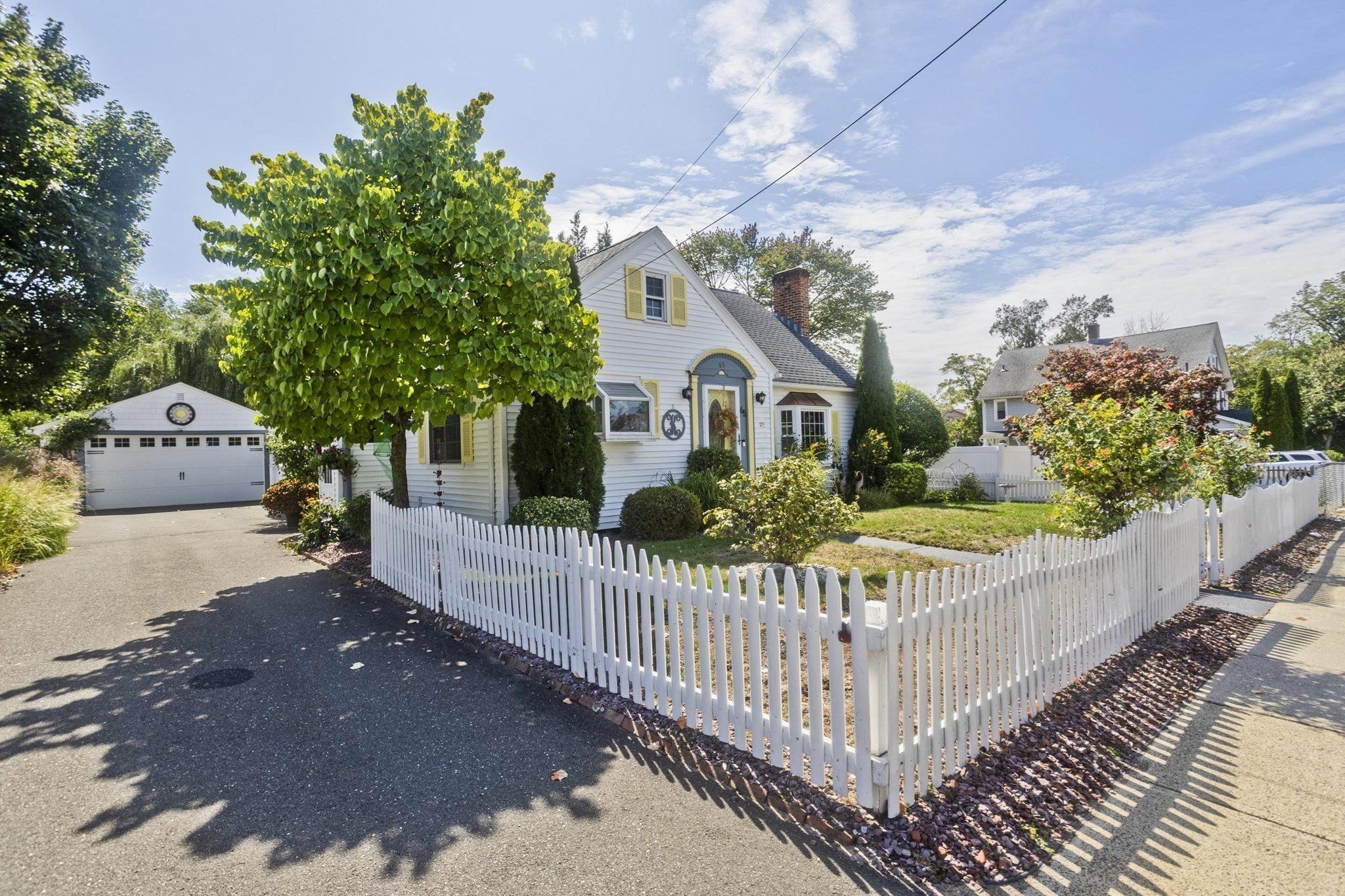 65 Beauchamp Terr. Property Photo 22