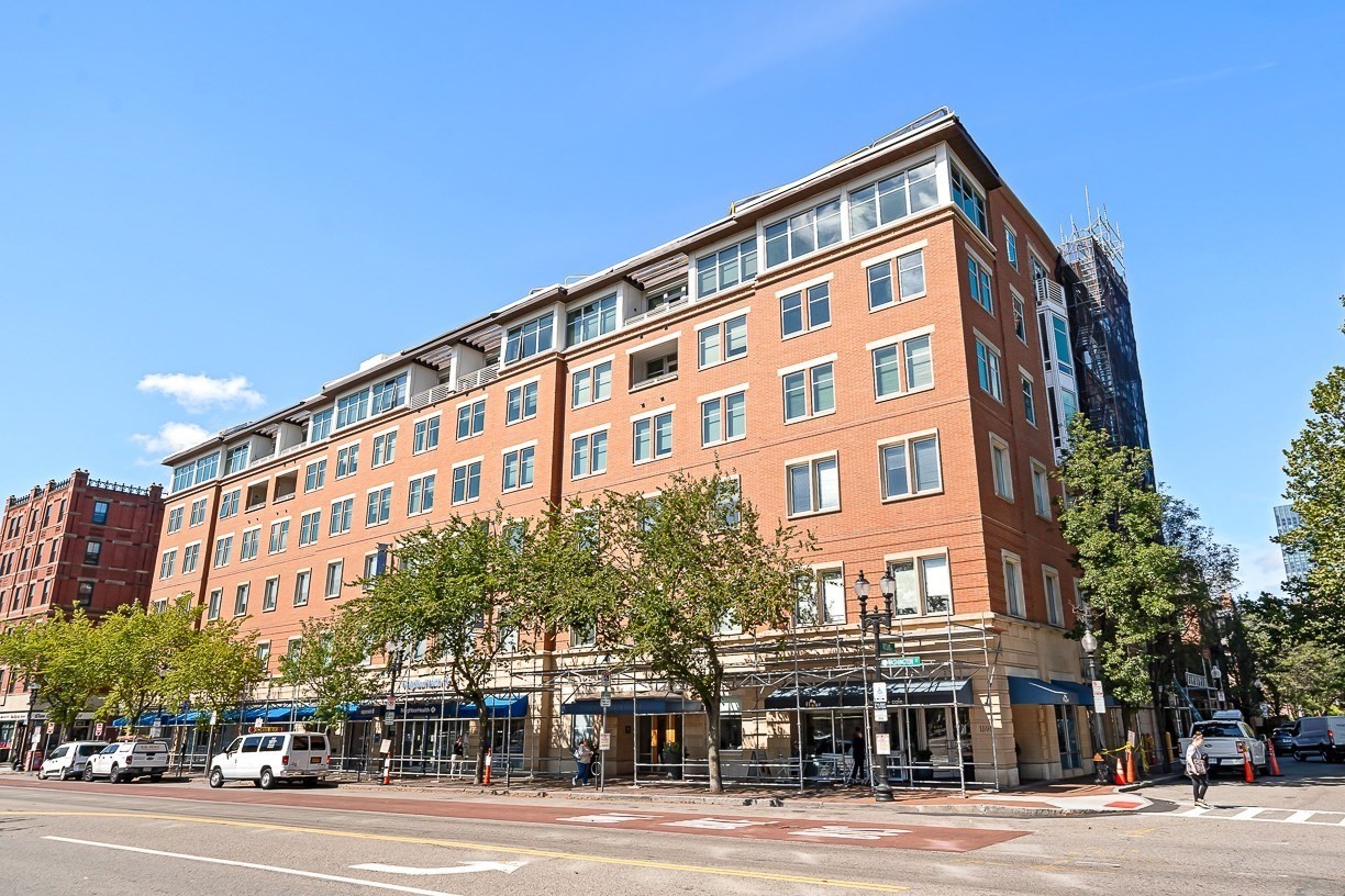 1597 Washington St # 408 Property Photo 1