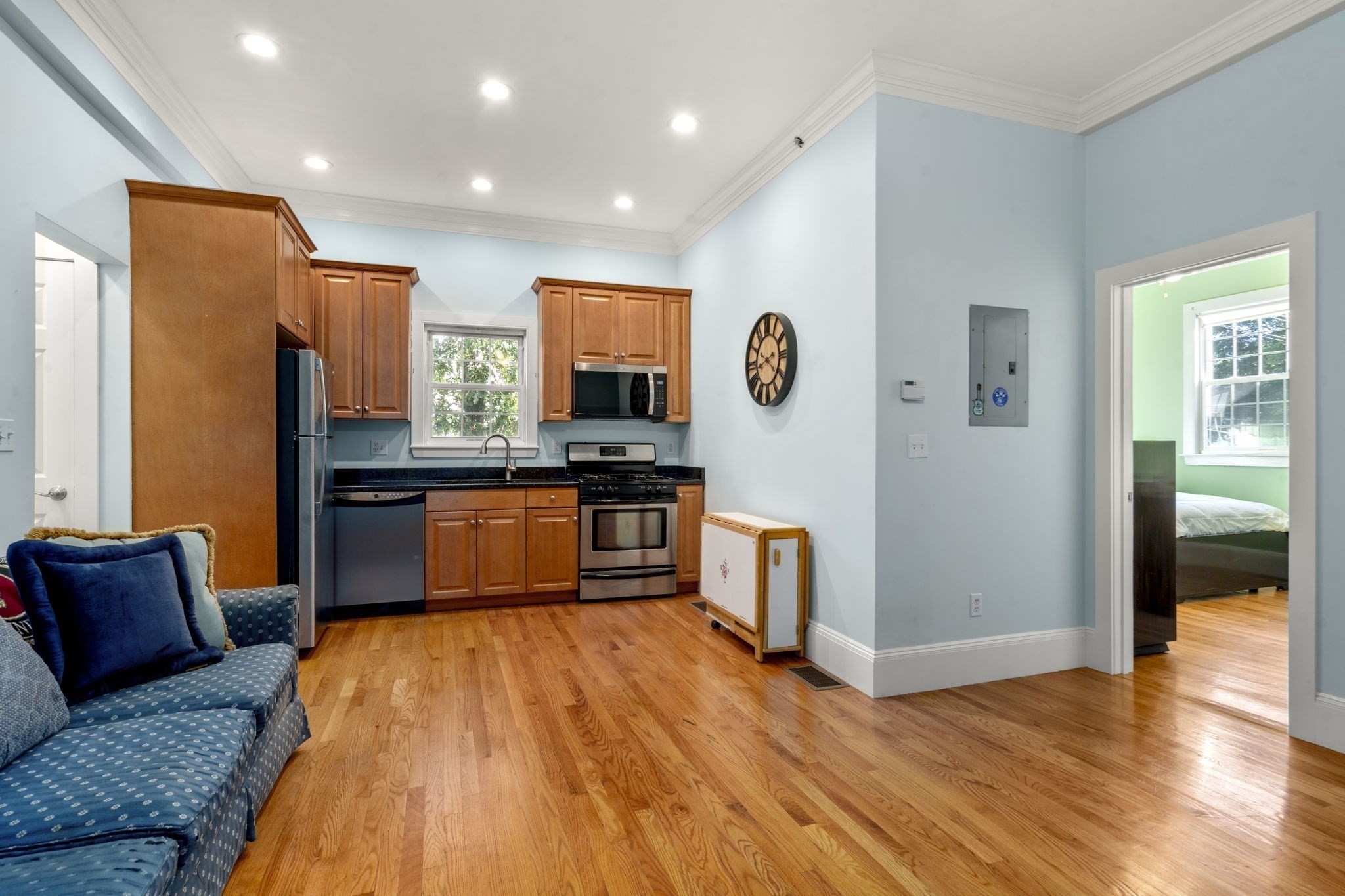 8 Parker Rd # 4 Property Photo 7