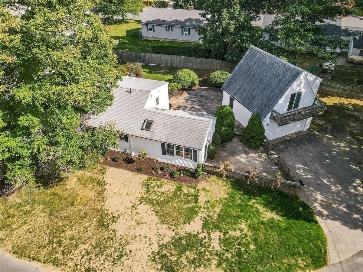 29 Bonneau Street Property Photo 36