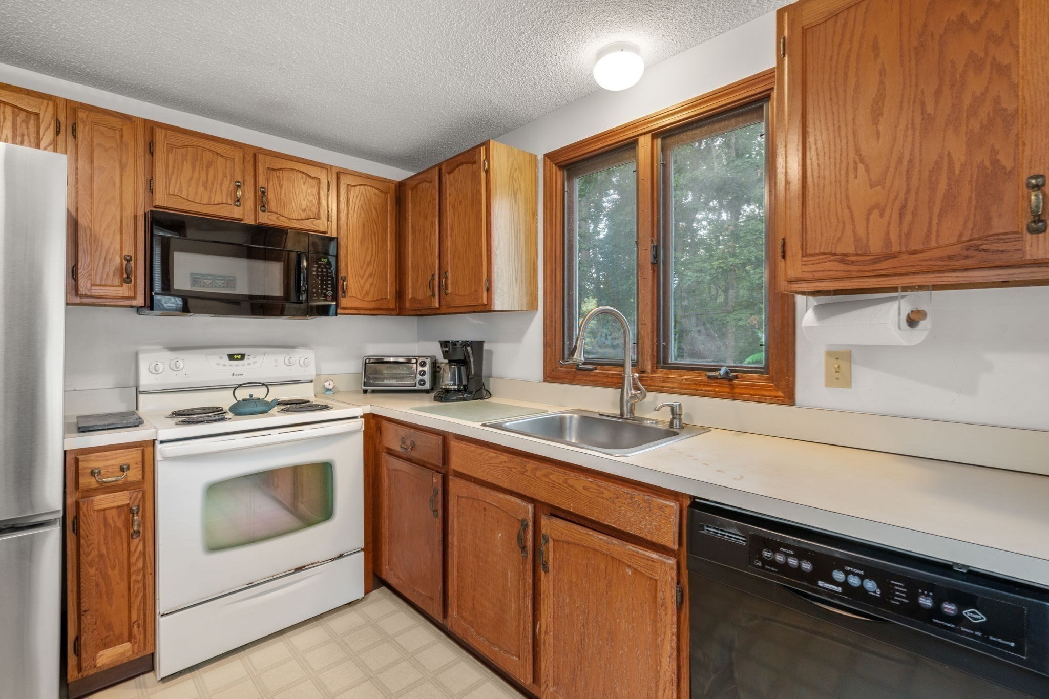 12 Eldridge Street Ext Property Photo 9