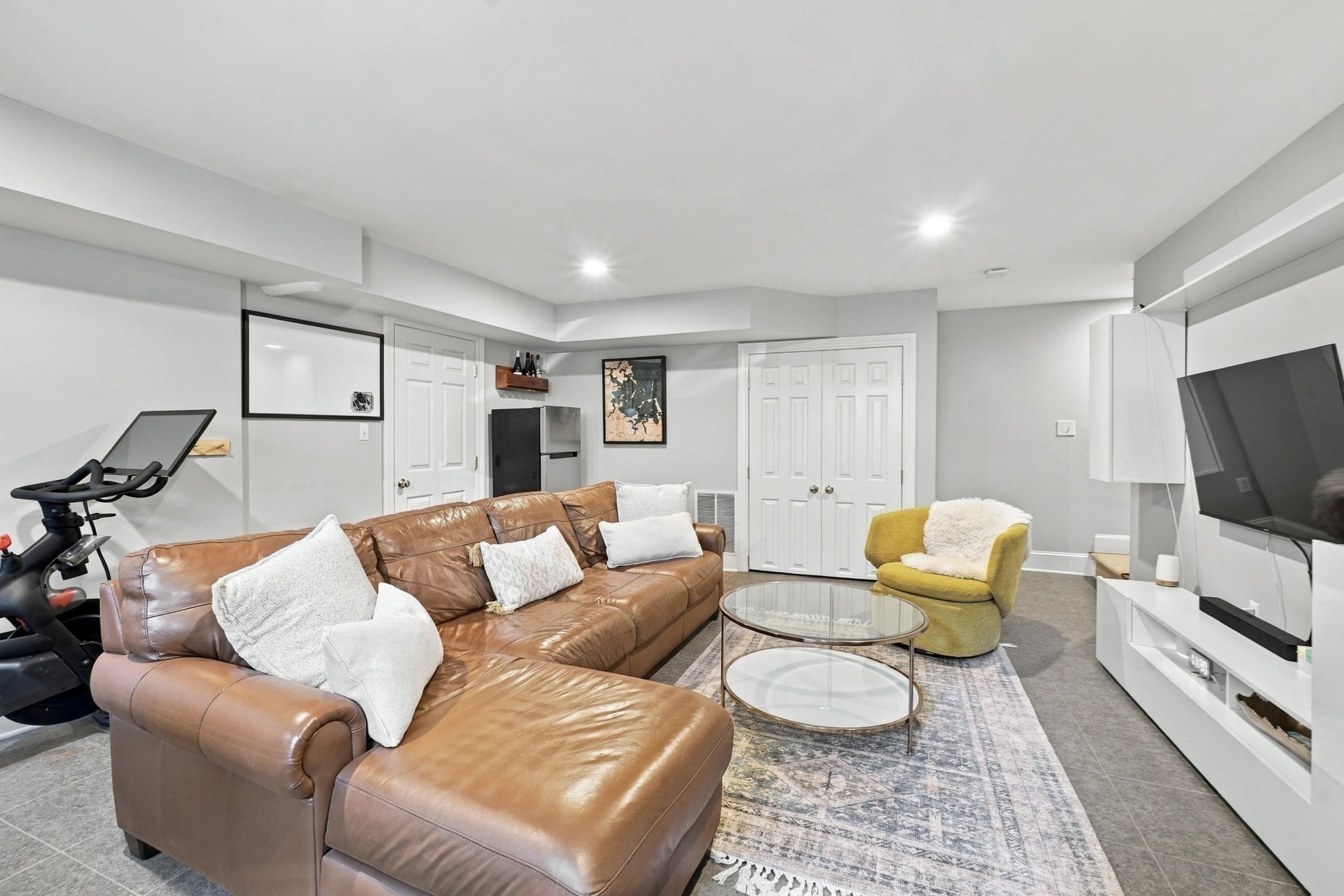 6 Franklin St # 2 Property Photo 19