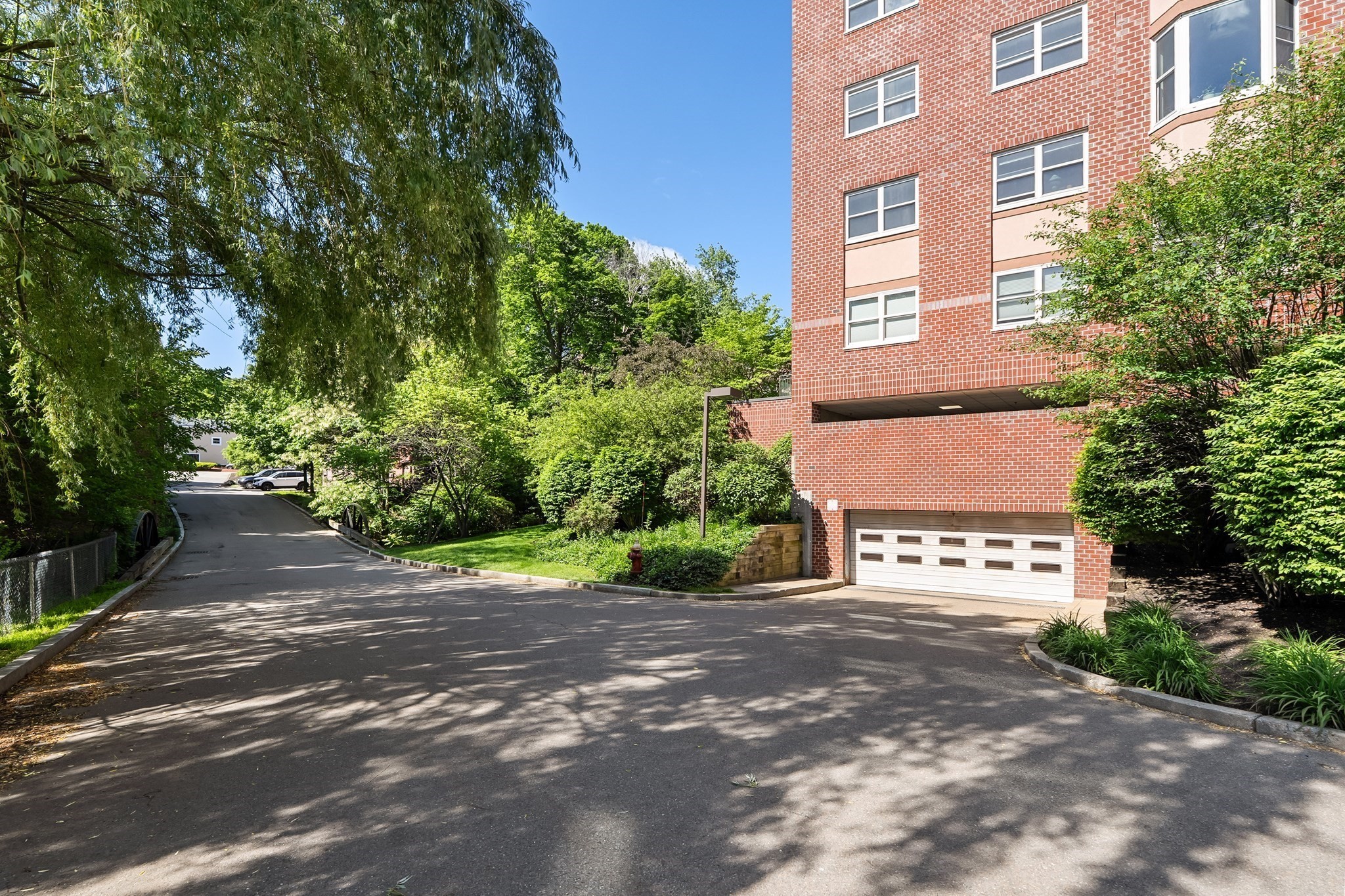 1 Watermill Pl # 121 Property Photo 35