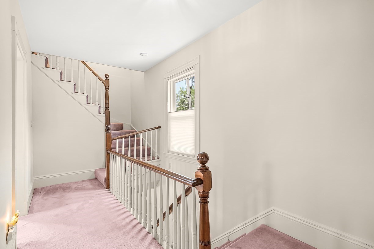296 Linden St. Property Photo 23