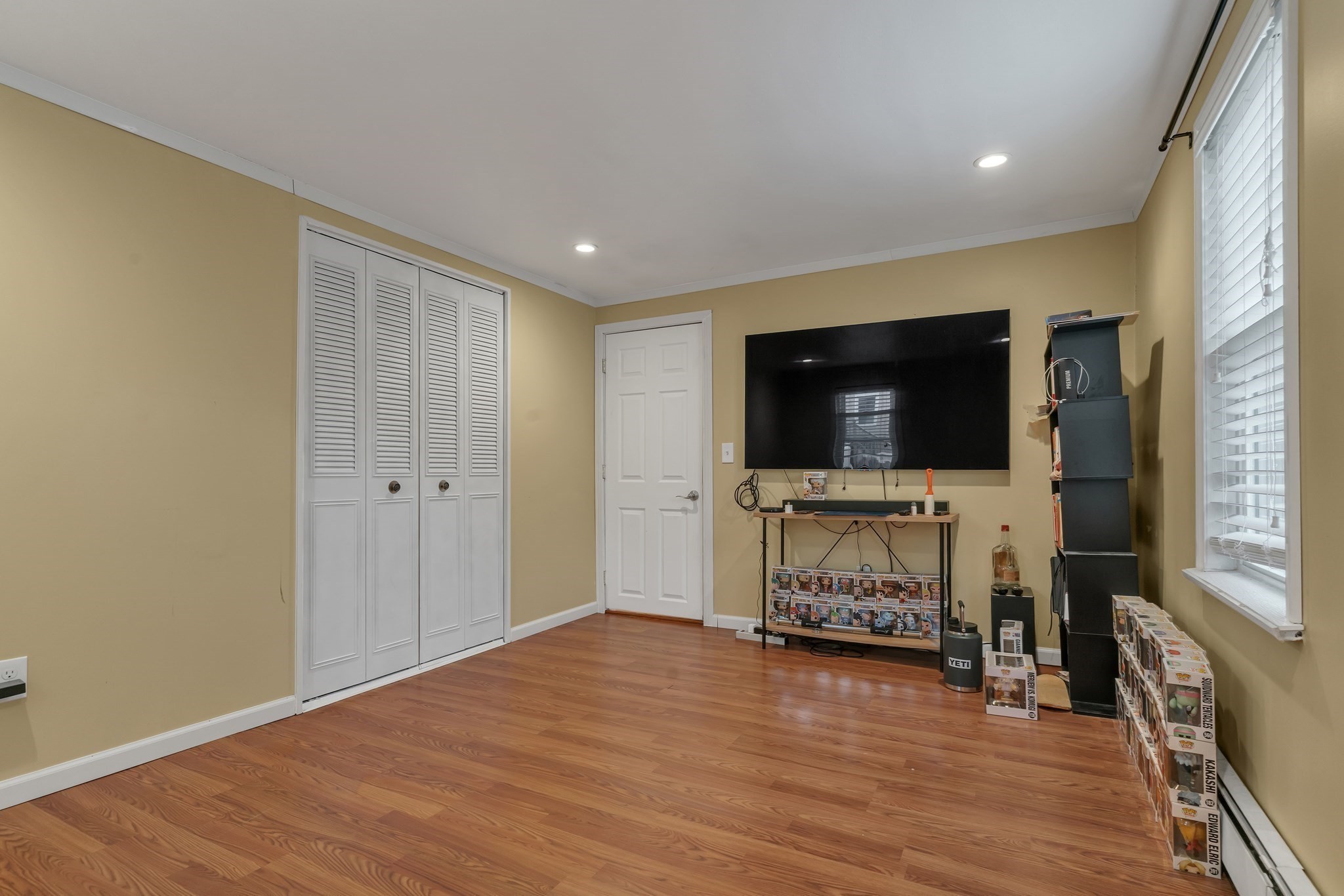 204 Talcott St Property Photo 28