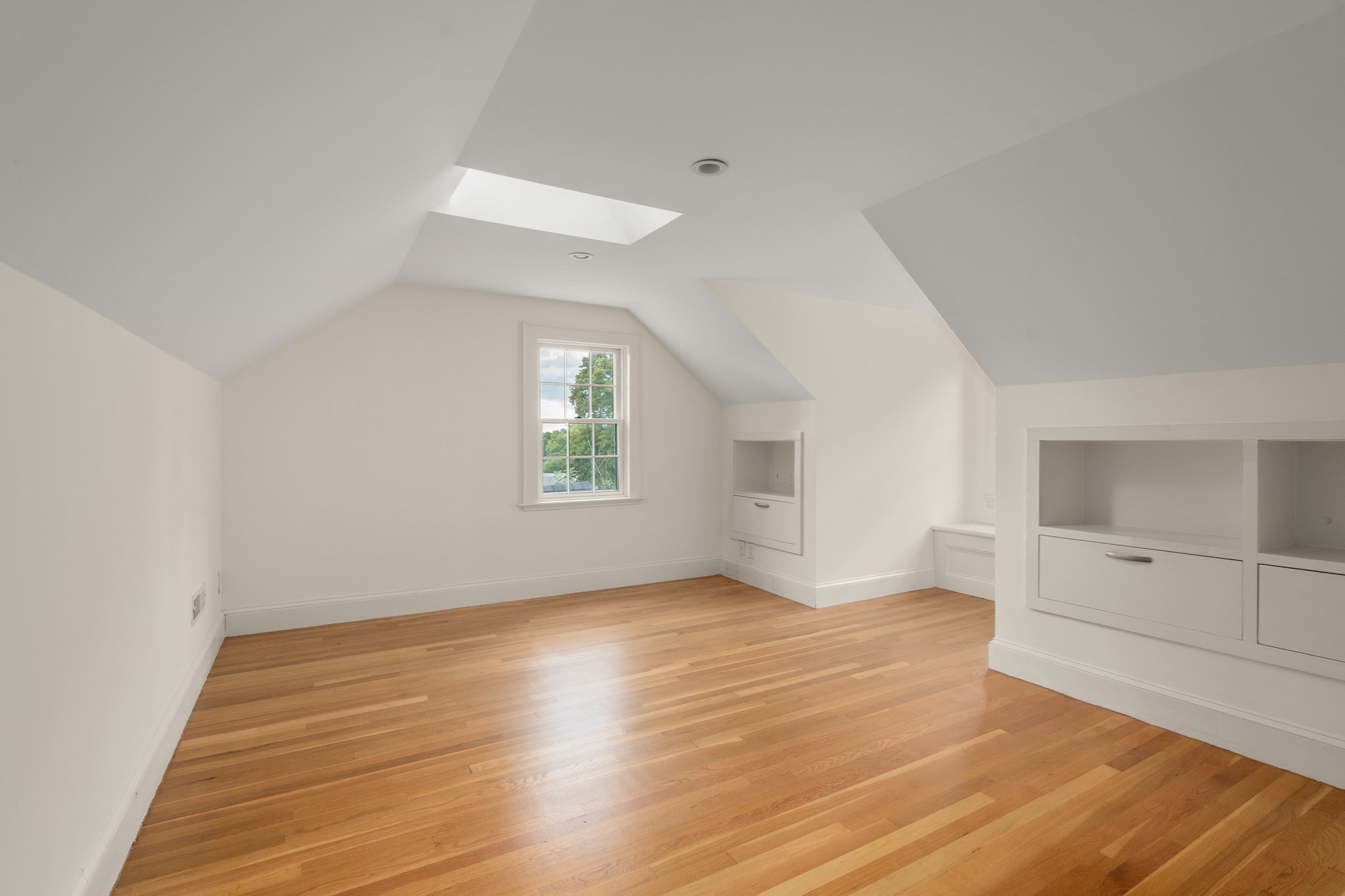12 Kilburn Rd Property Photo 32