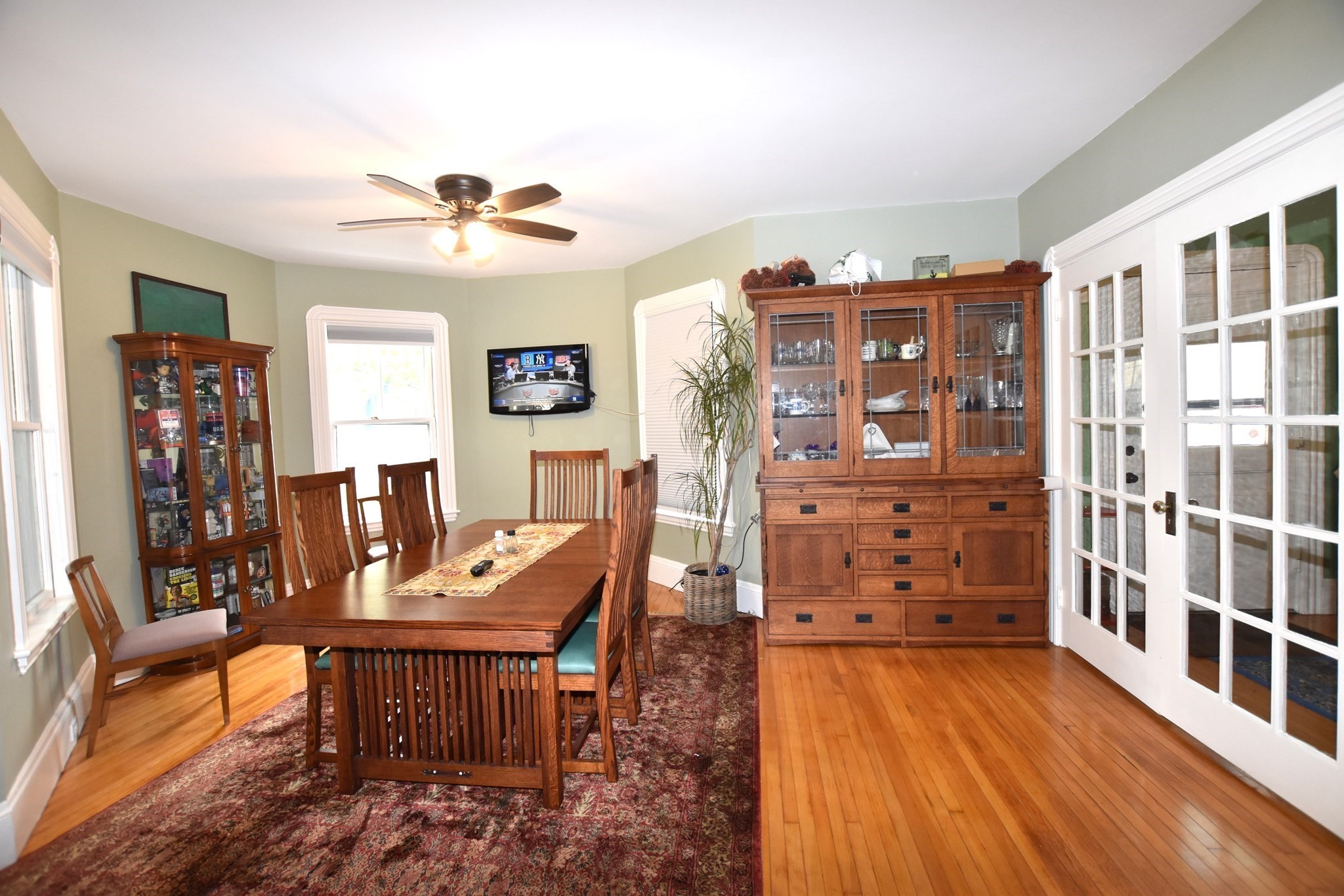 10 Holly St Property Photo 6