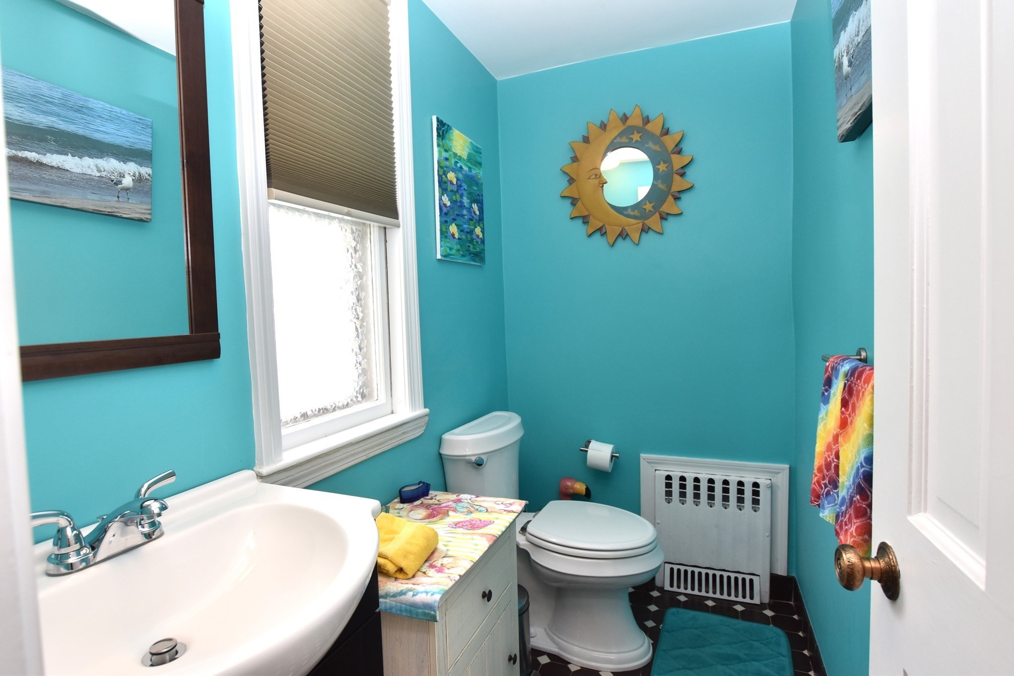 10 Holly St Property Photo 14