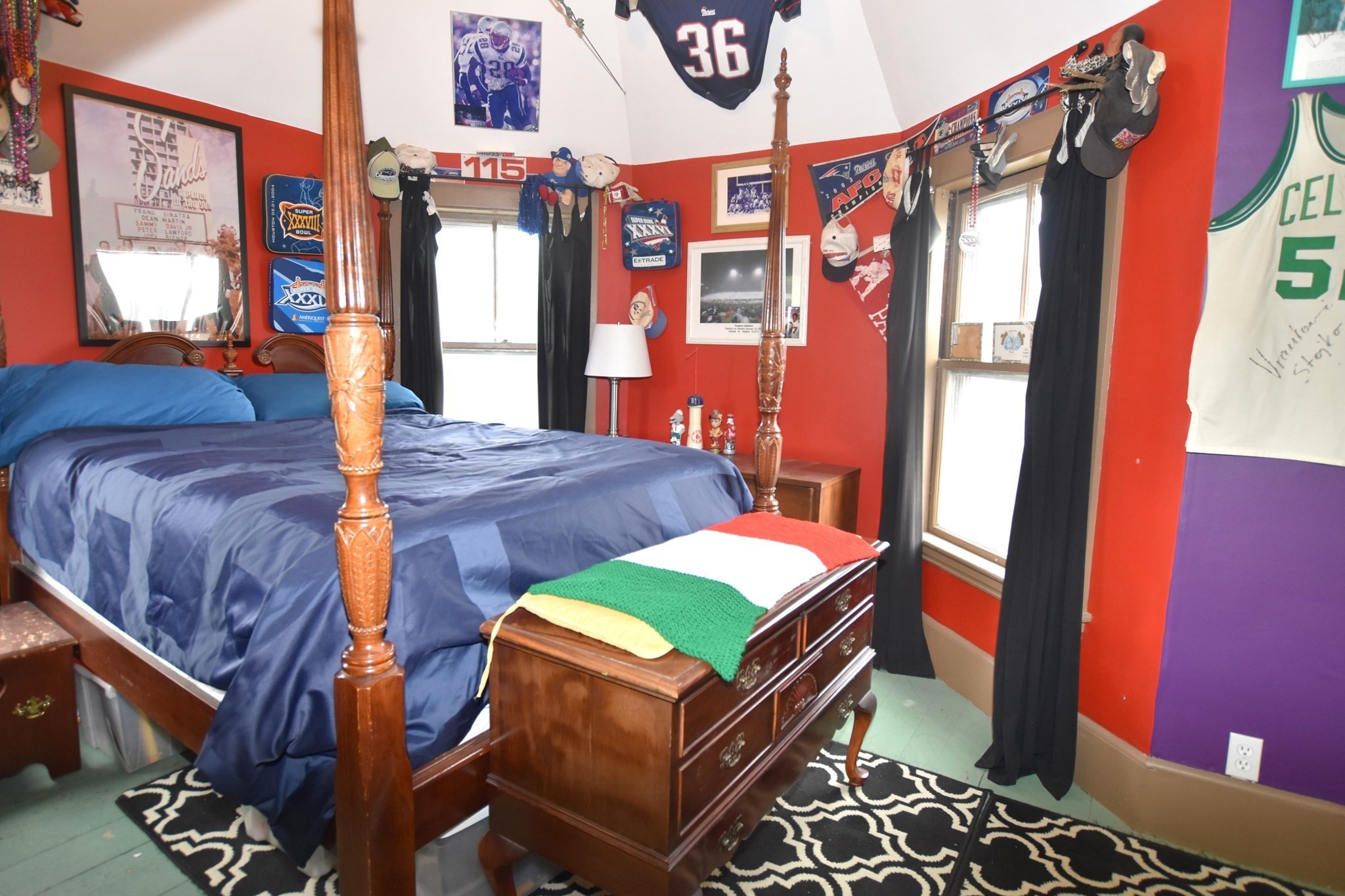 10 Holly St Property Photo 23