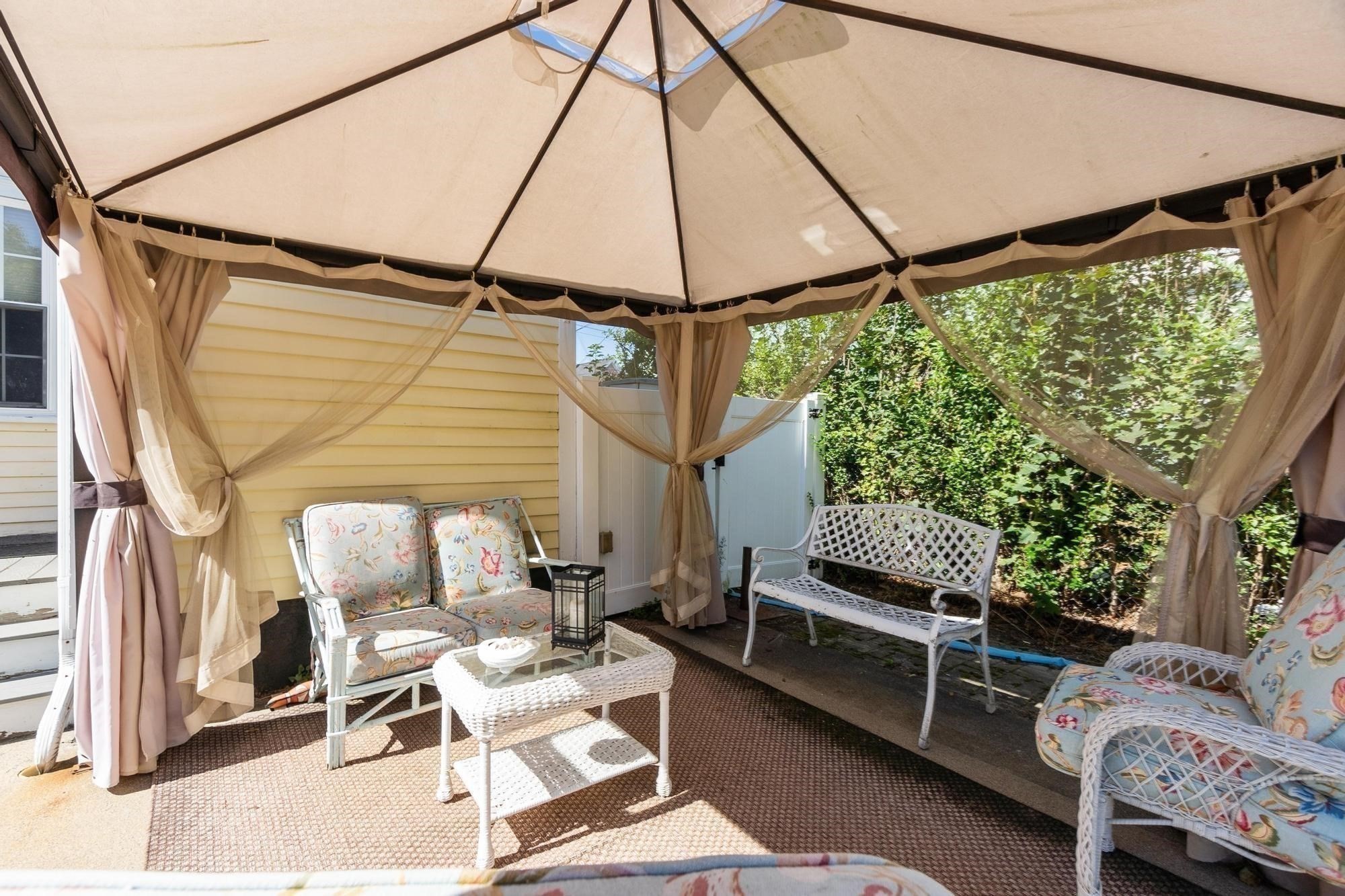 37 Hartz St Property Photo 6