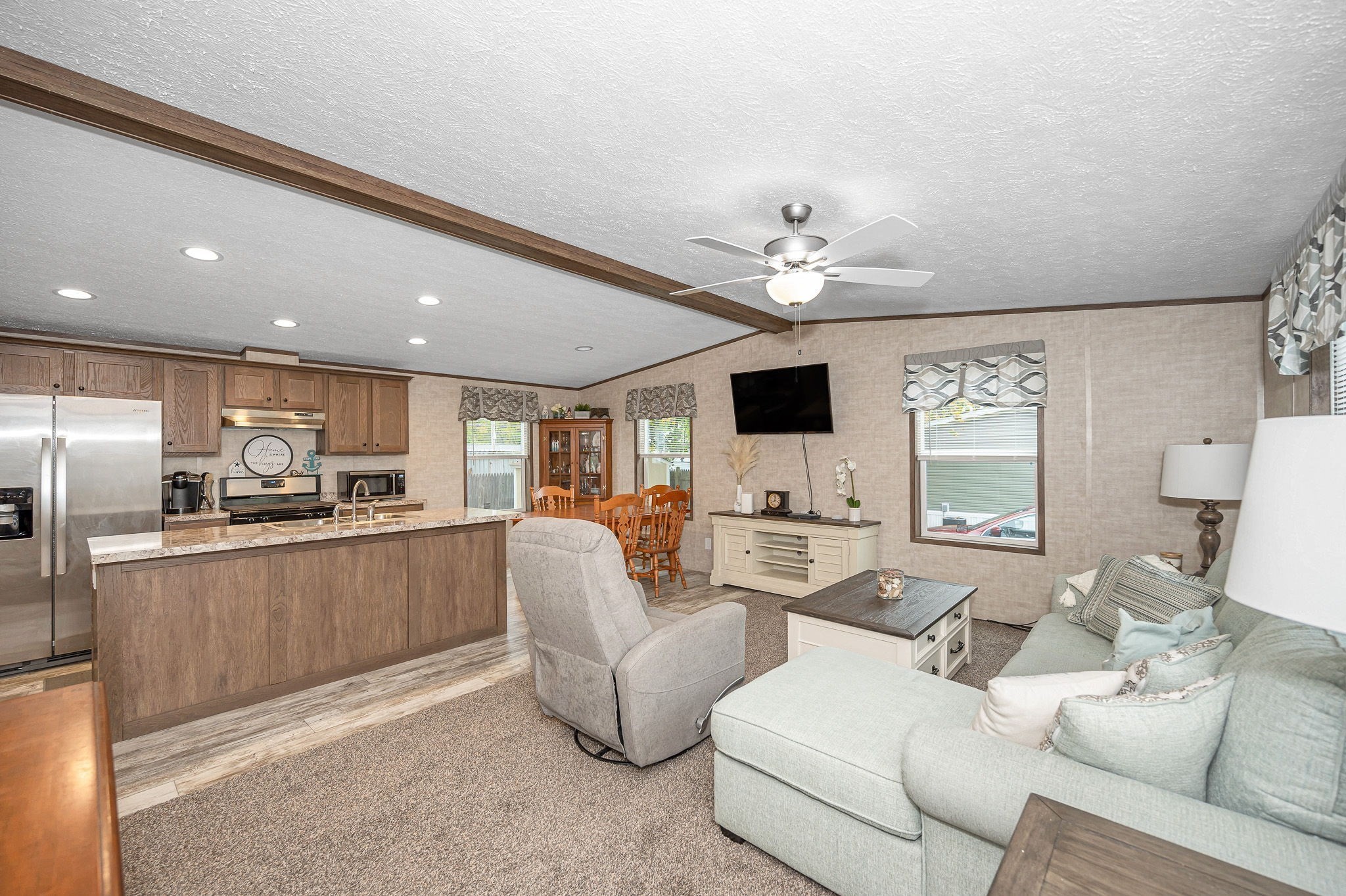 41 B St Property Photo 10