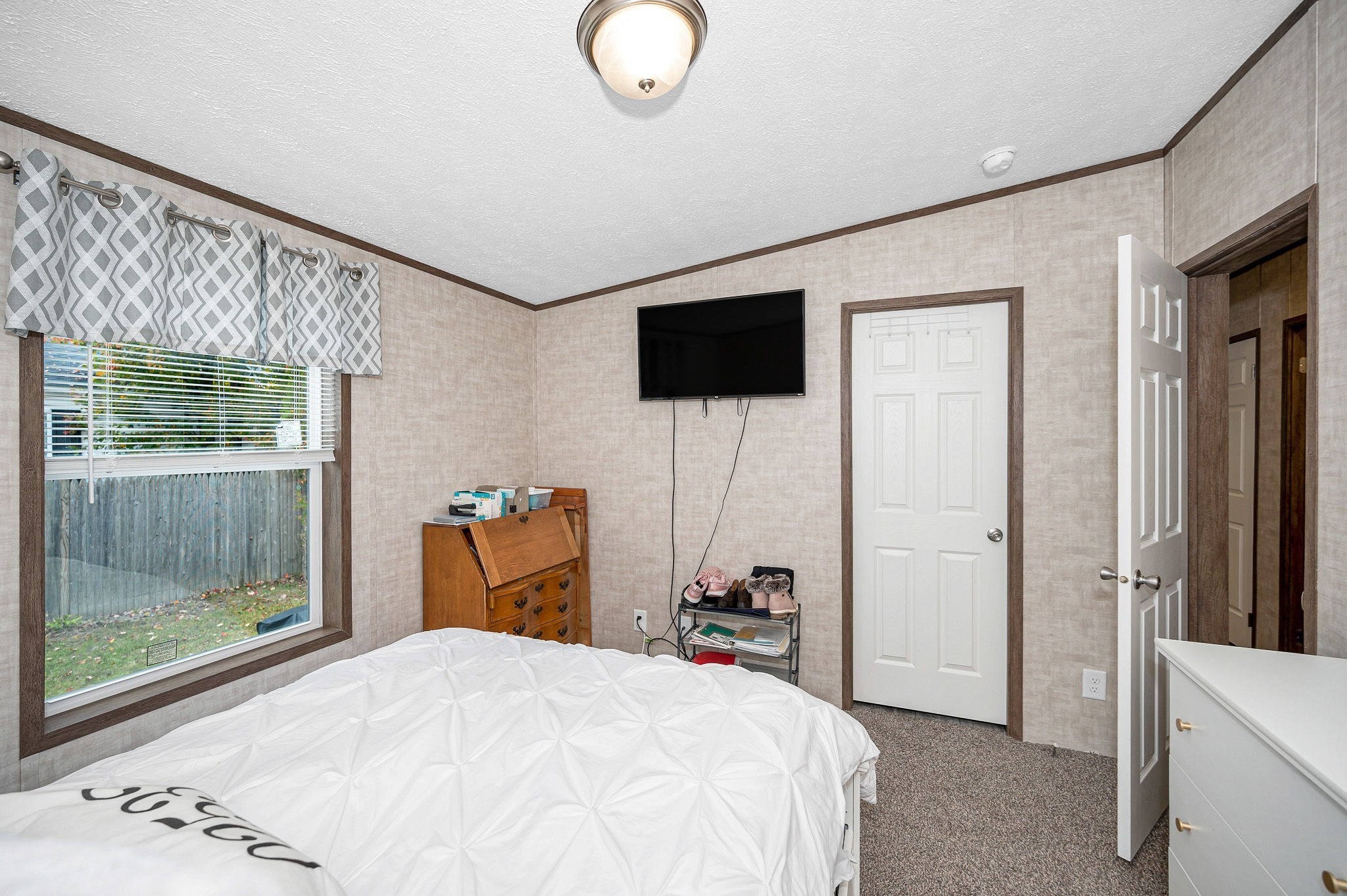41 B St Property Photo 19