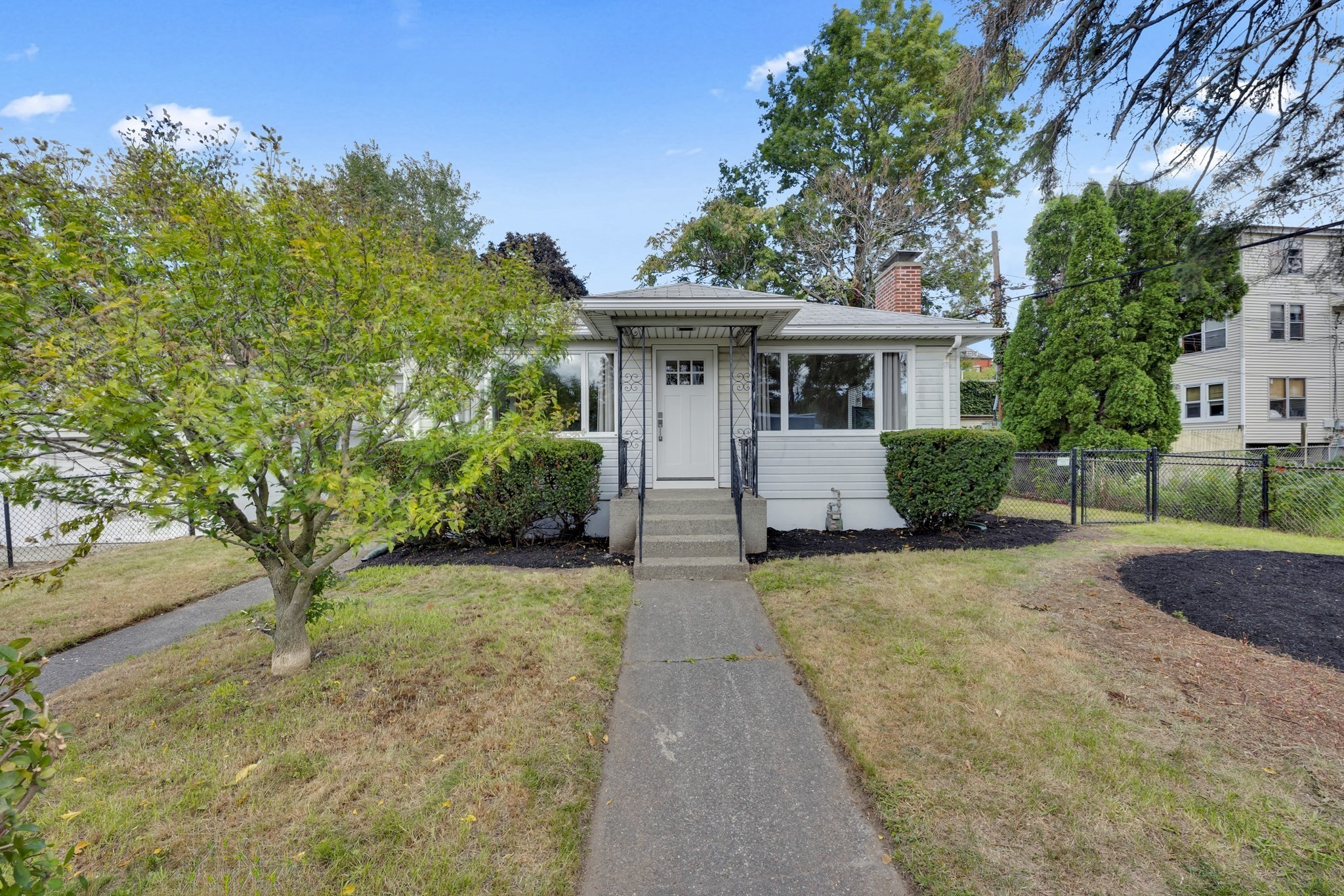 79 Chilmark St Property Photo 2