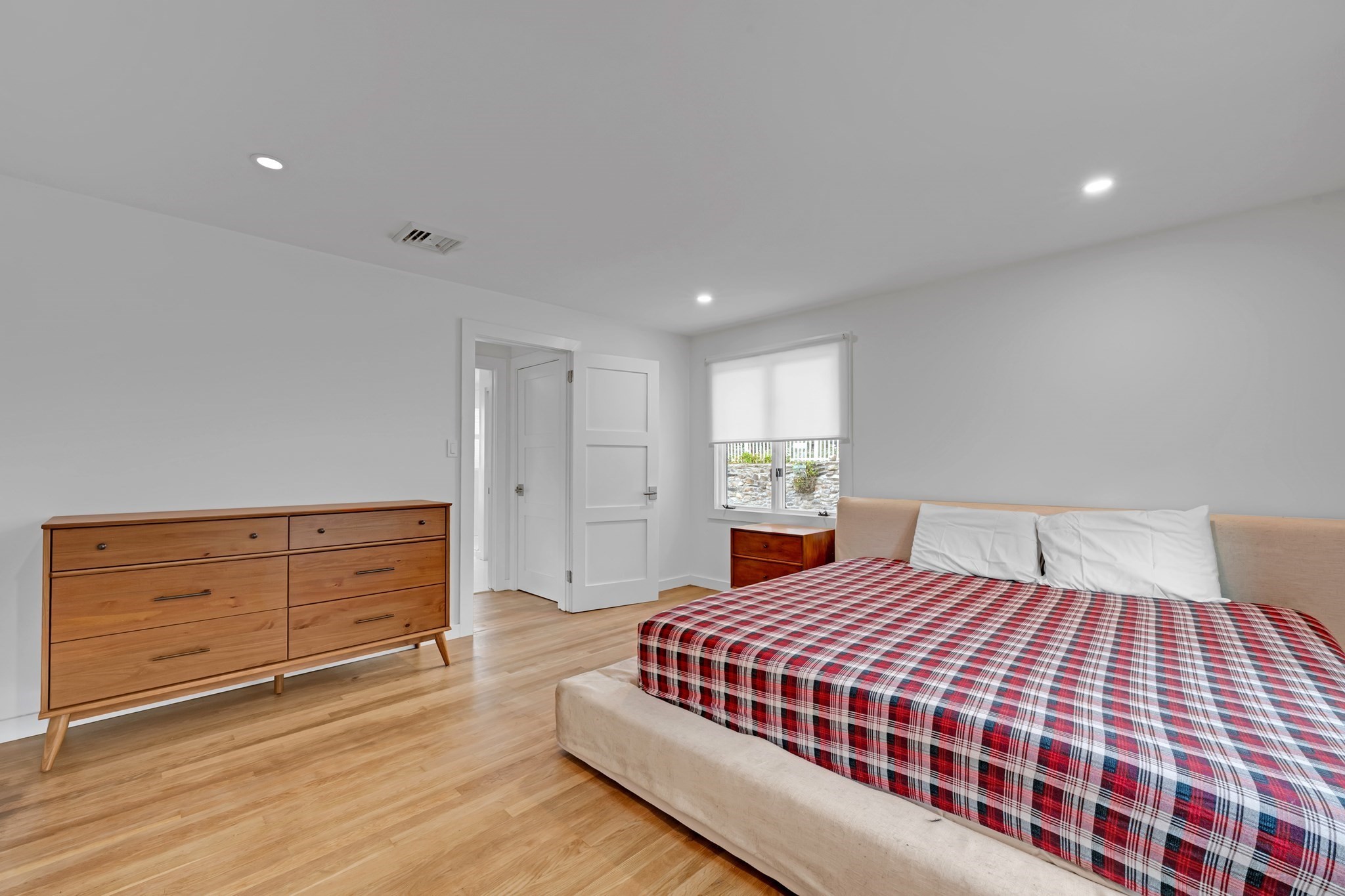 79 Chilmark St Property Photo 17
