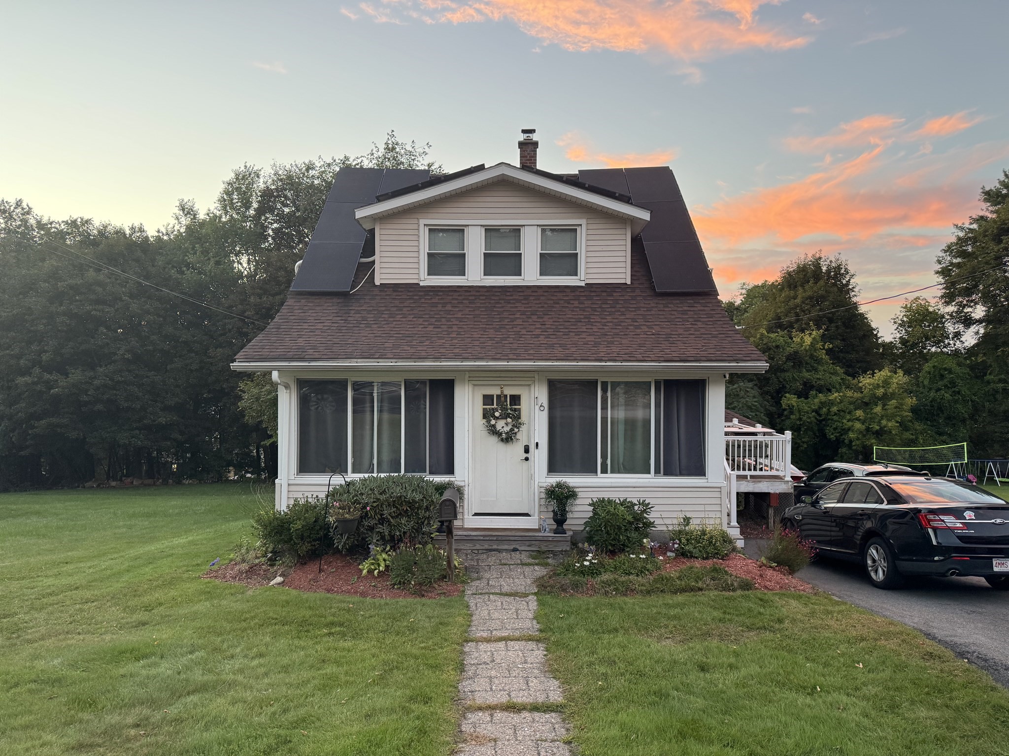 16 Field St Property Photo 1