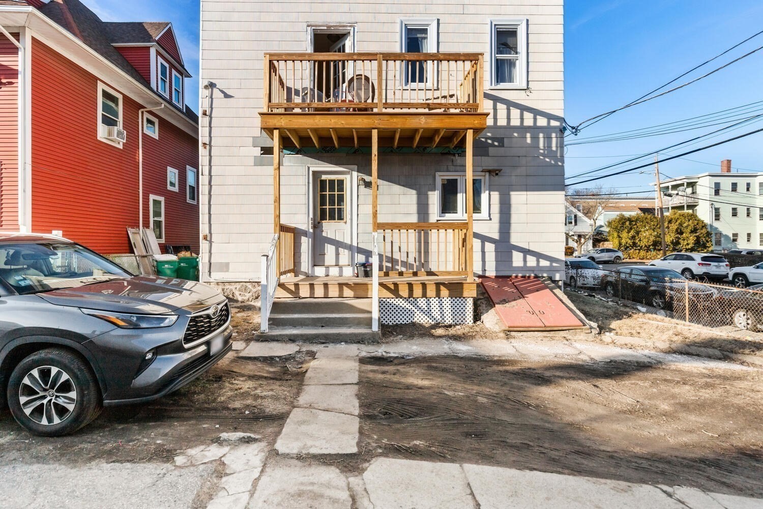 16 Salem St Property Photo 5