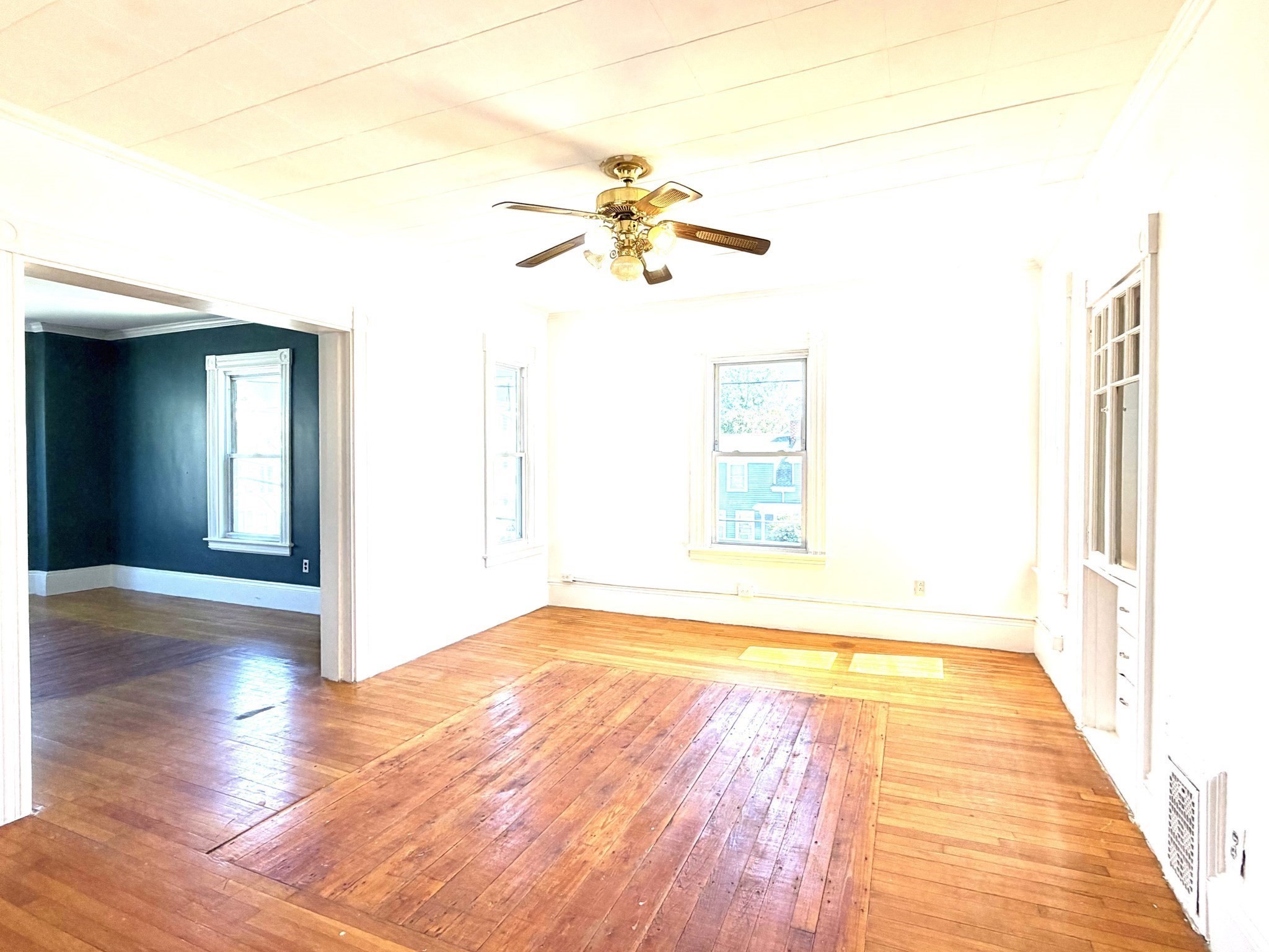 16 Salem St Property Photo 18