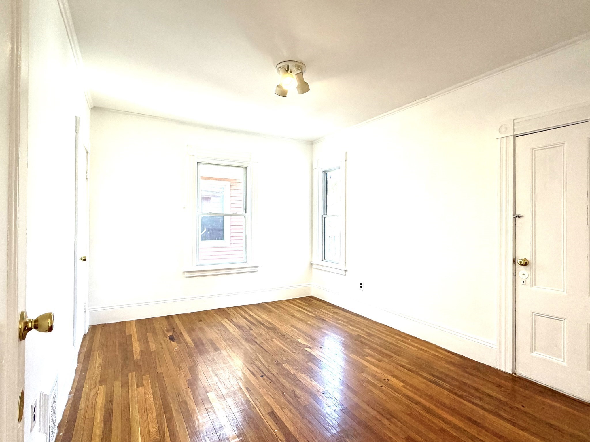 16 Salem St Property Photo 25