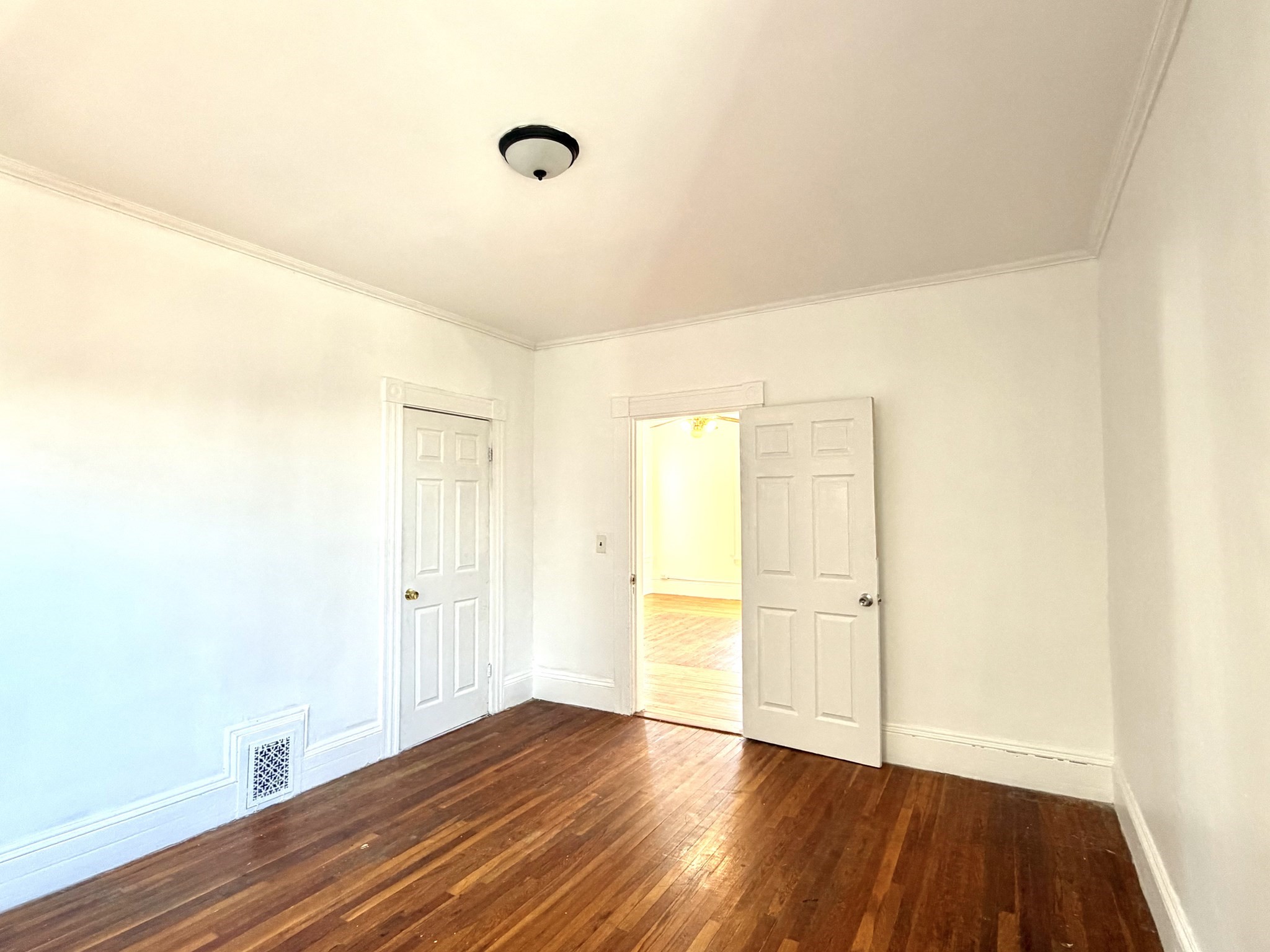 16 Salem St Property Photo 26