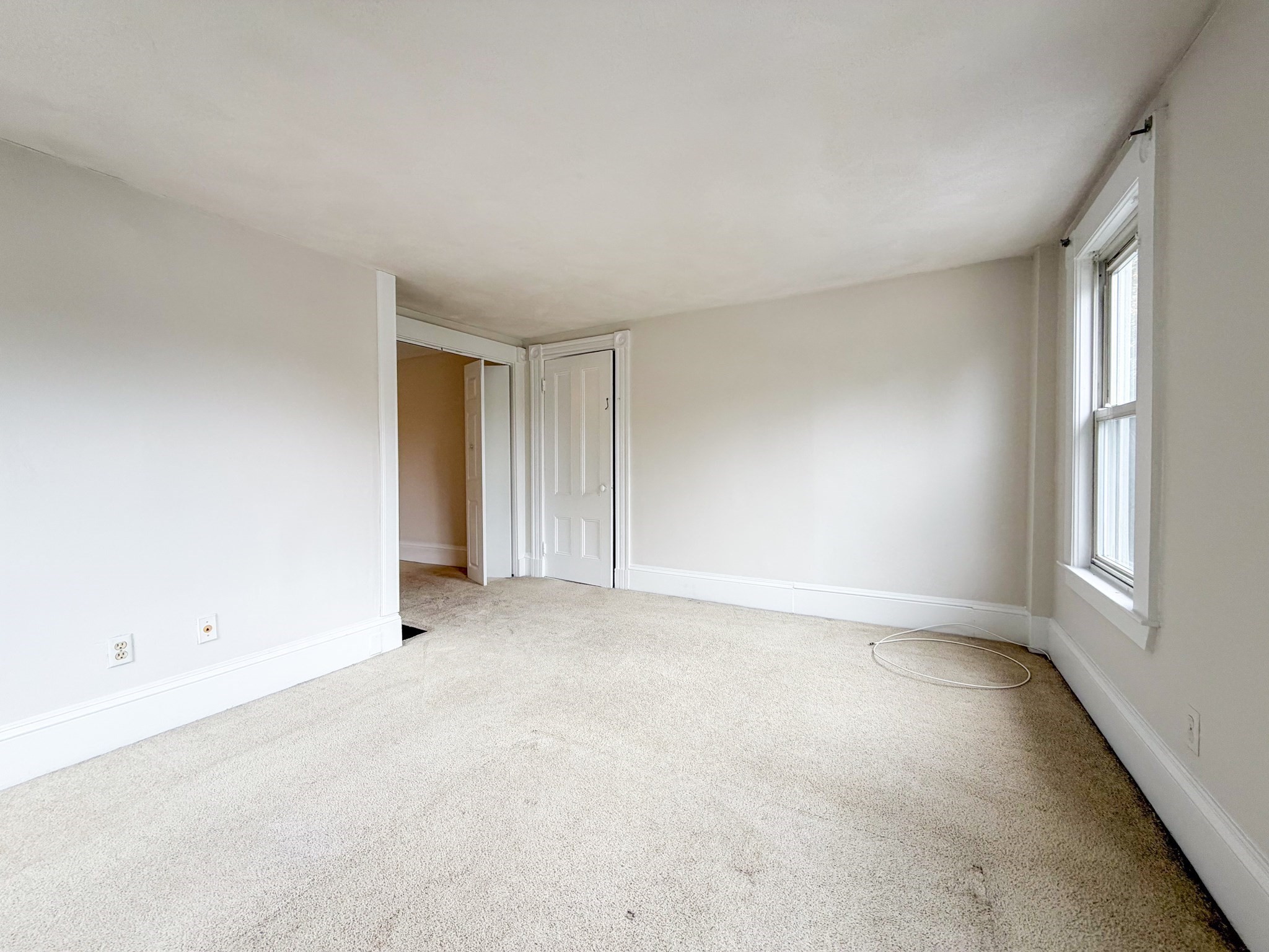 233 Forest St # 233 Property Photo 4