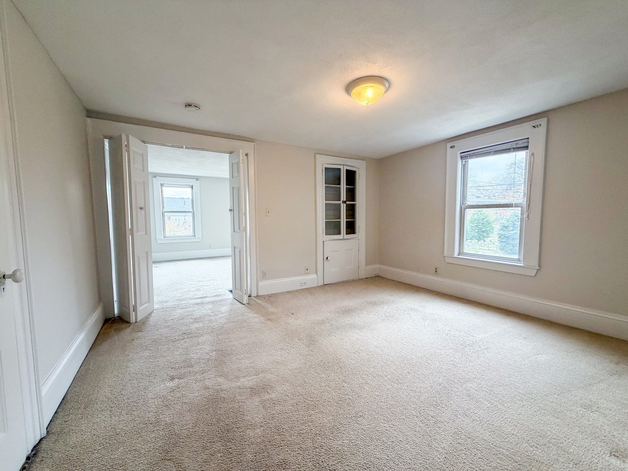 233 Forest St # 233 Property Photo 6