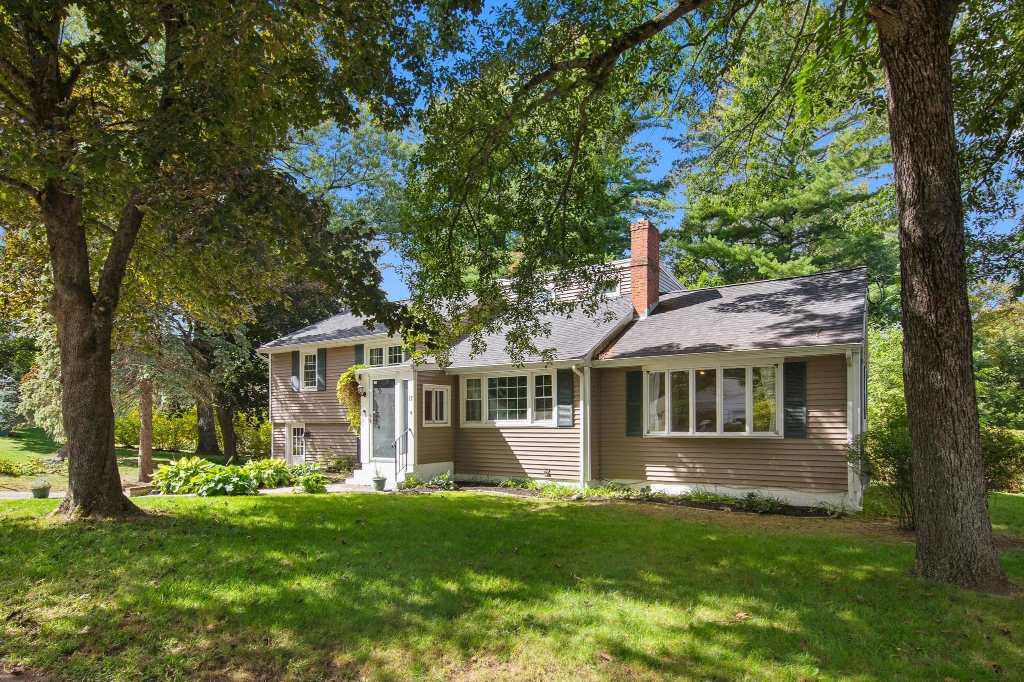 17 Rich Rd Property Photo 1