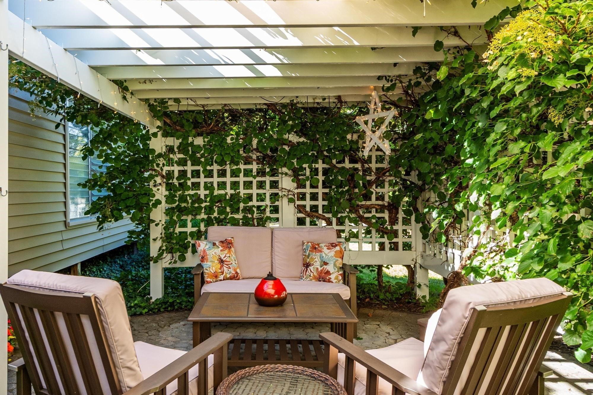 1 Birchwood Terrace Property Photo 3