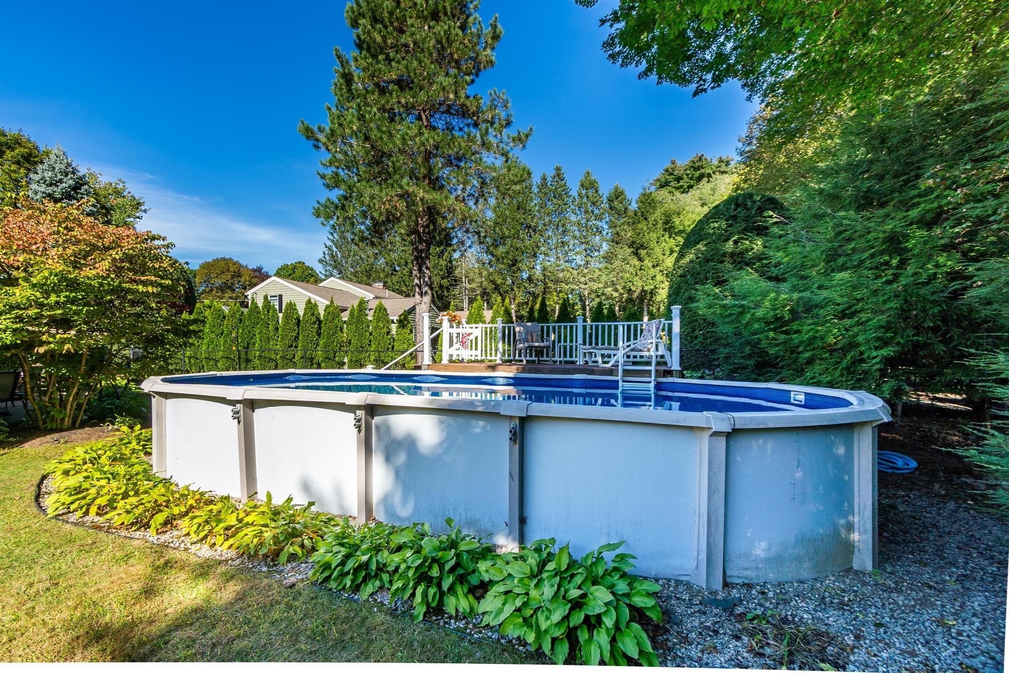 1 Birchwood Terrace Property Photo 4