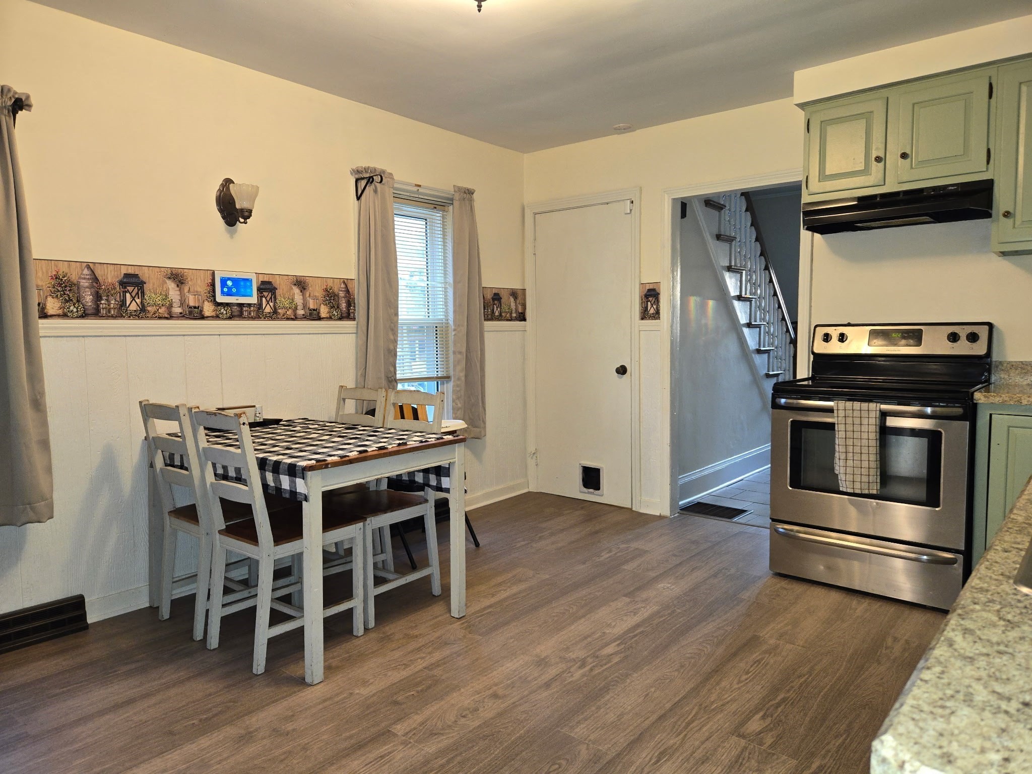 21 Smith Ave Property Photo 8
